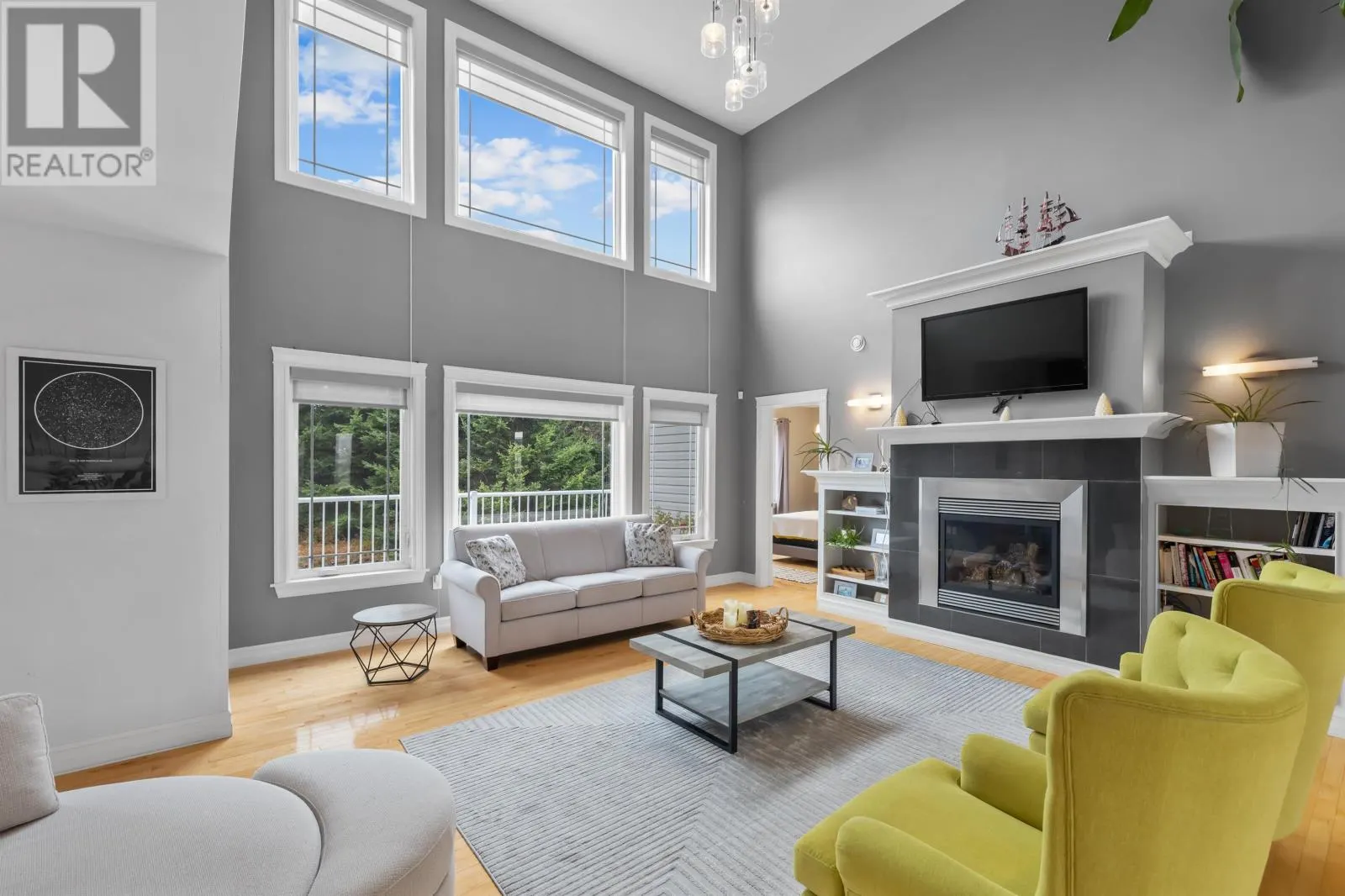 14 Fairfax Drive