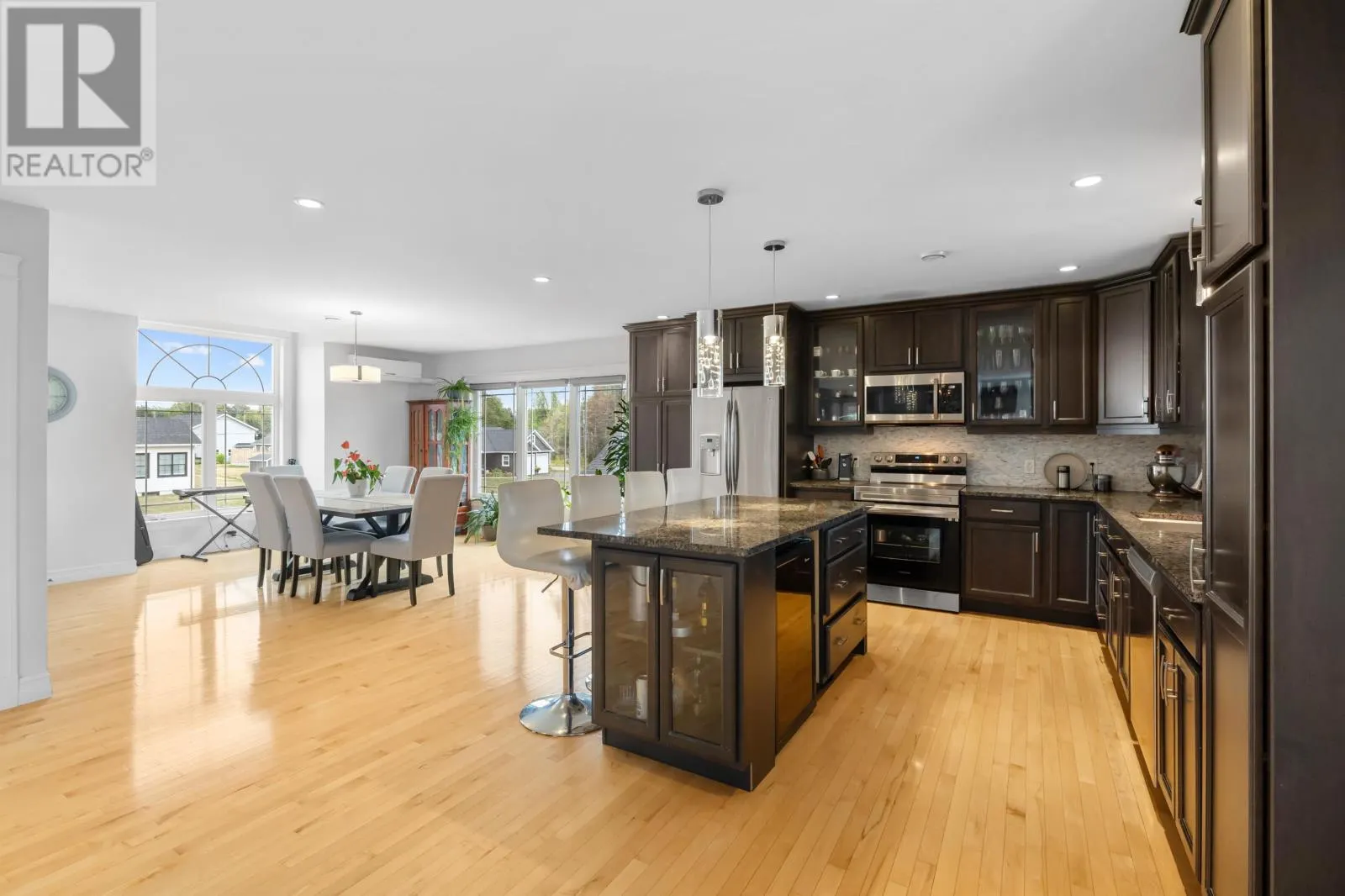 14 Fairfax Drive