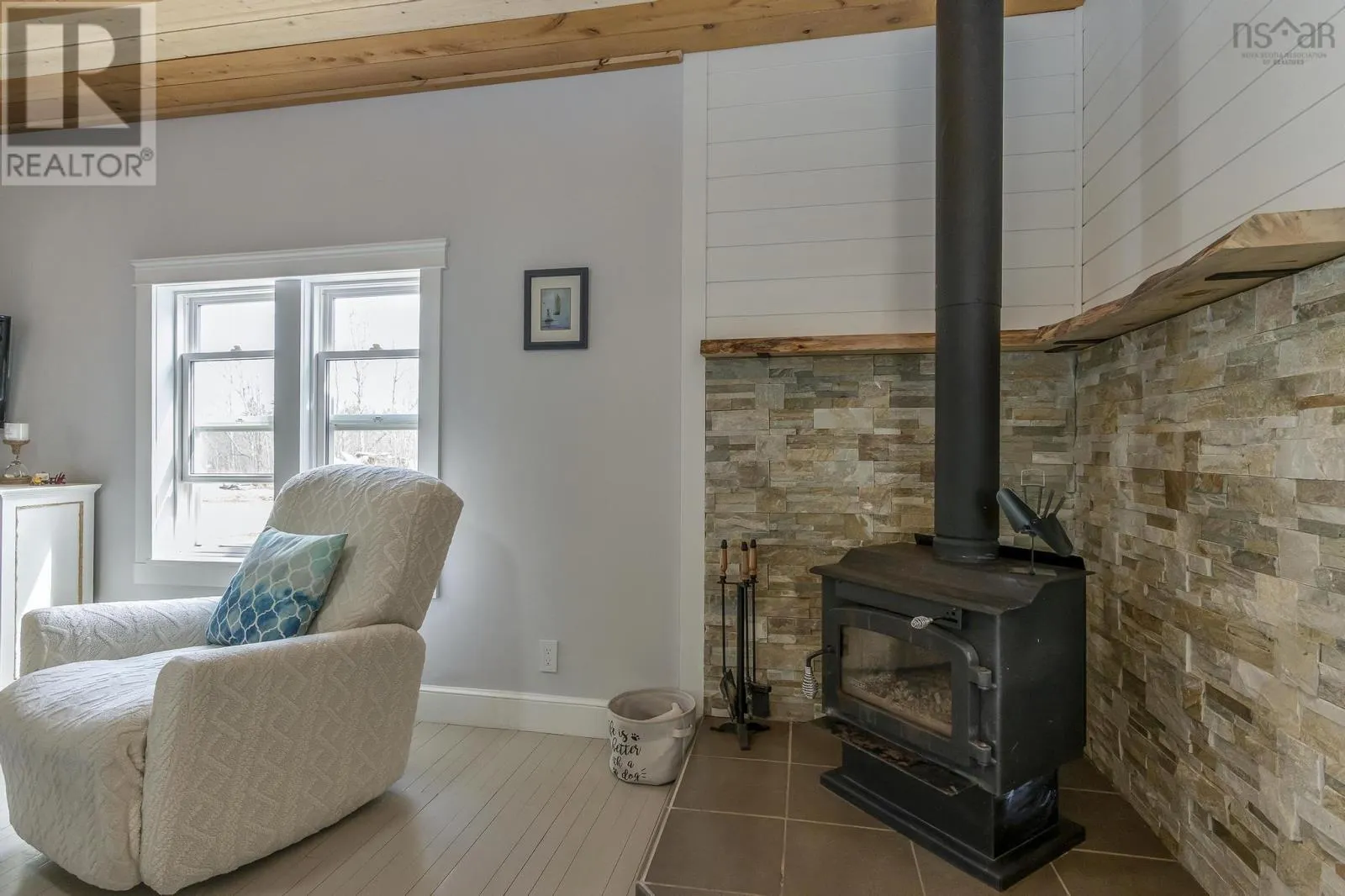 148 Blue Sea Road