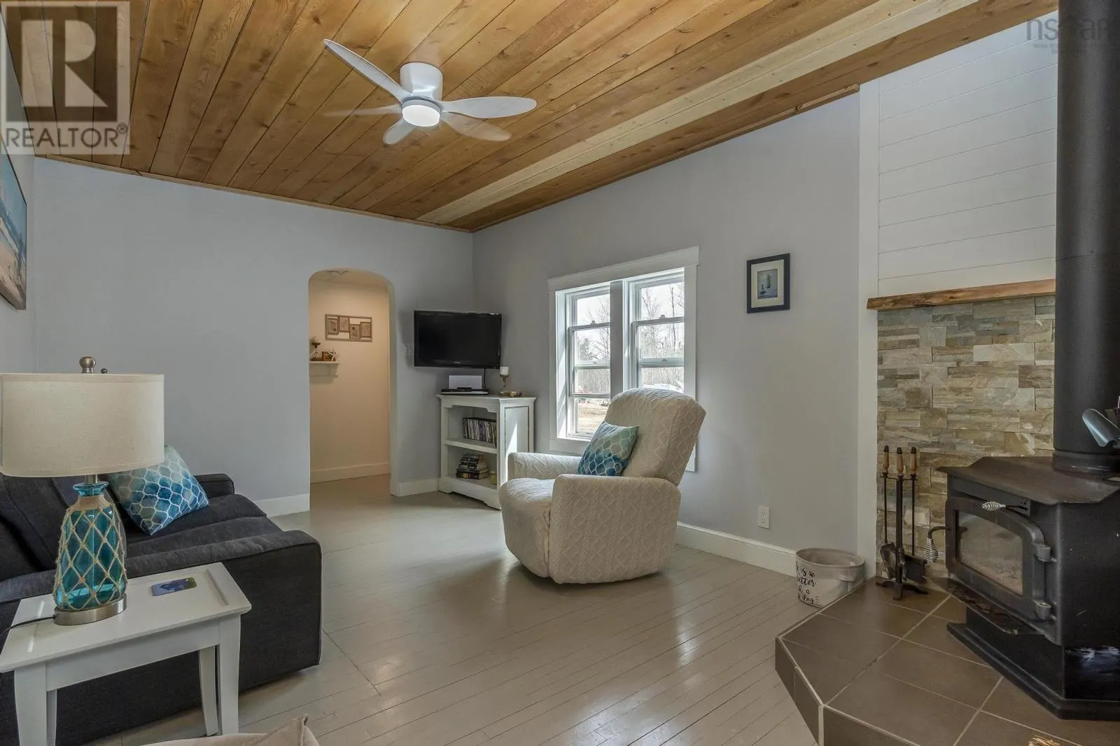 148 Blue Sea Road