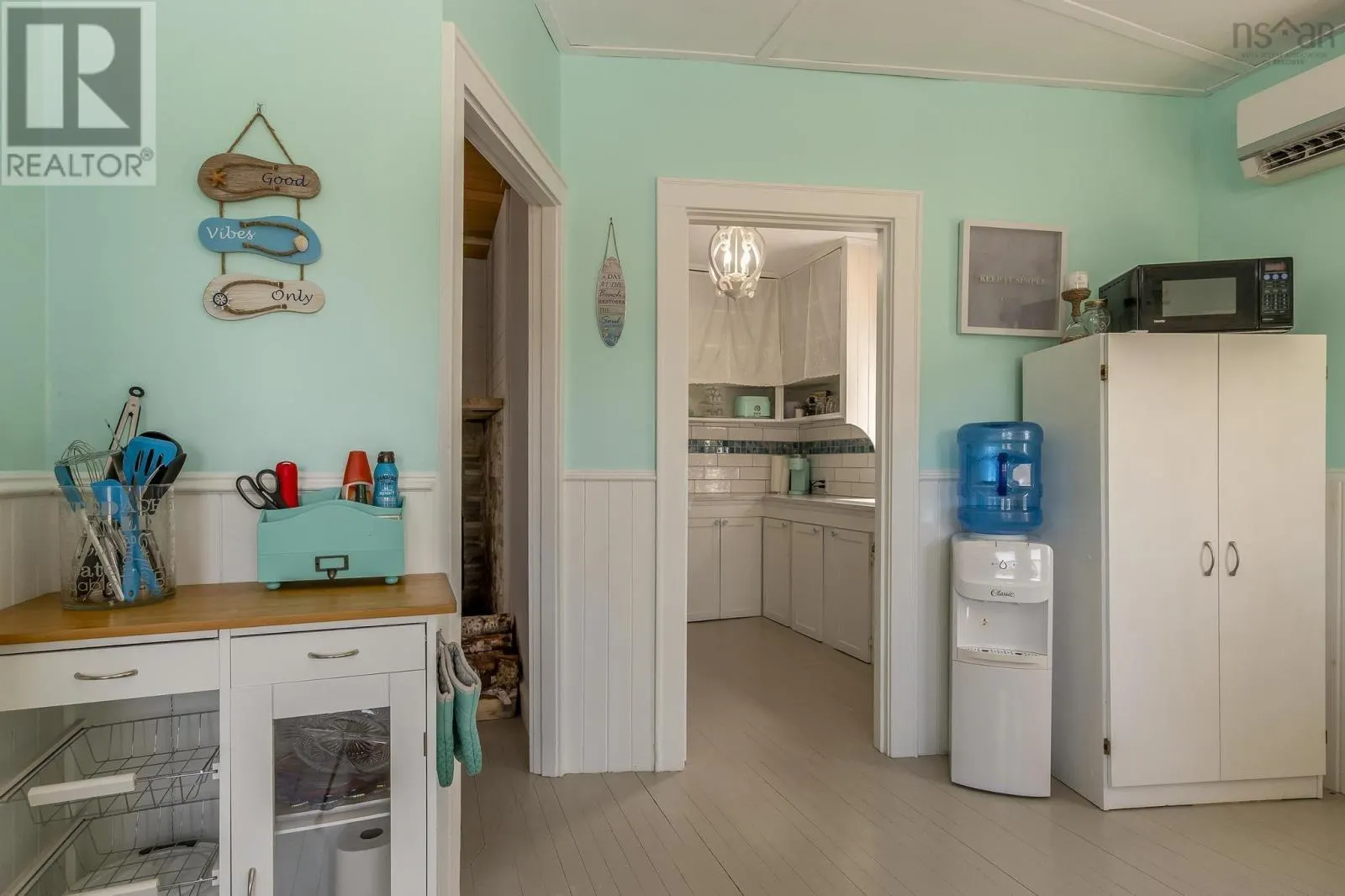 148 Blue Sea Road