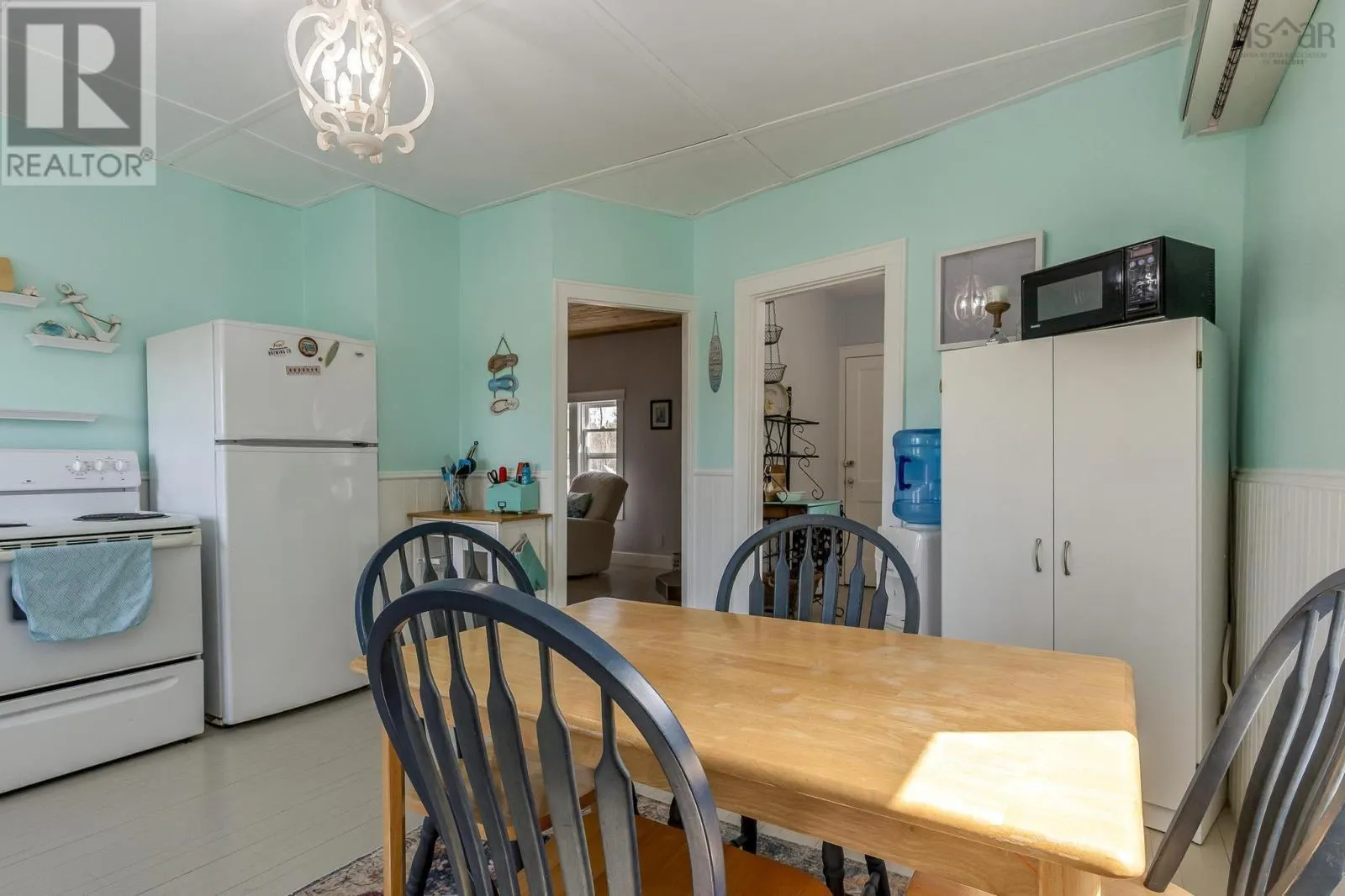 148 Blue Sea Road