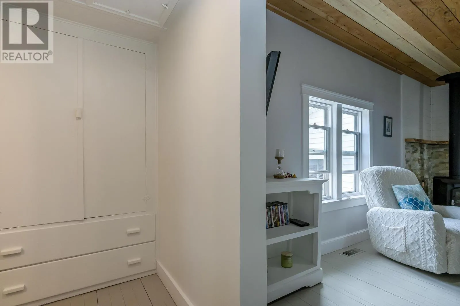 148 Blue Sea Road
