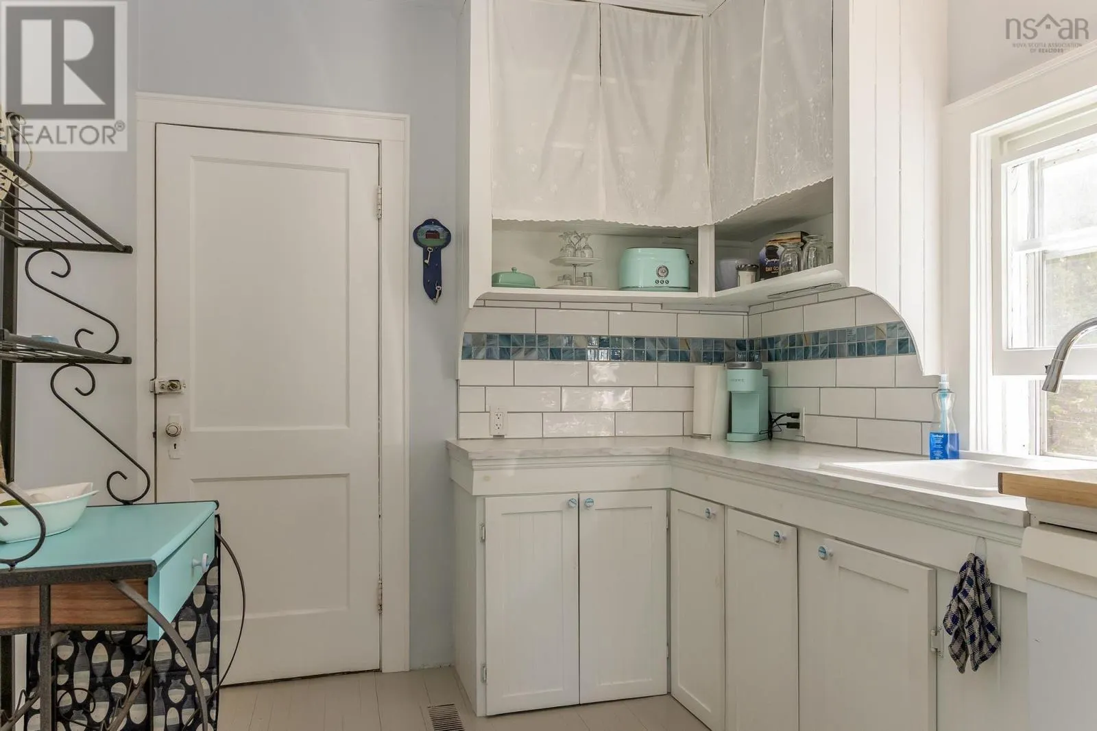 148 Blue Sea Road