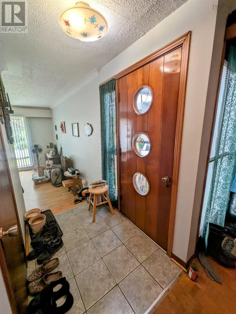 38 Dorothy Drive