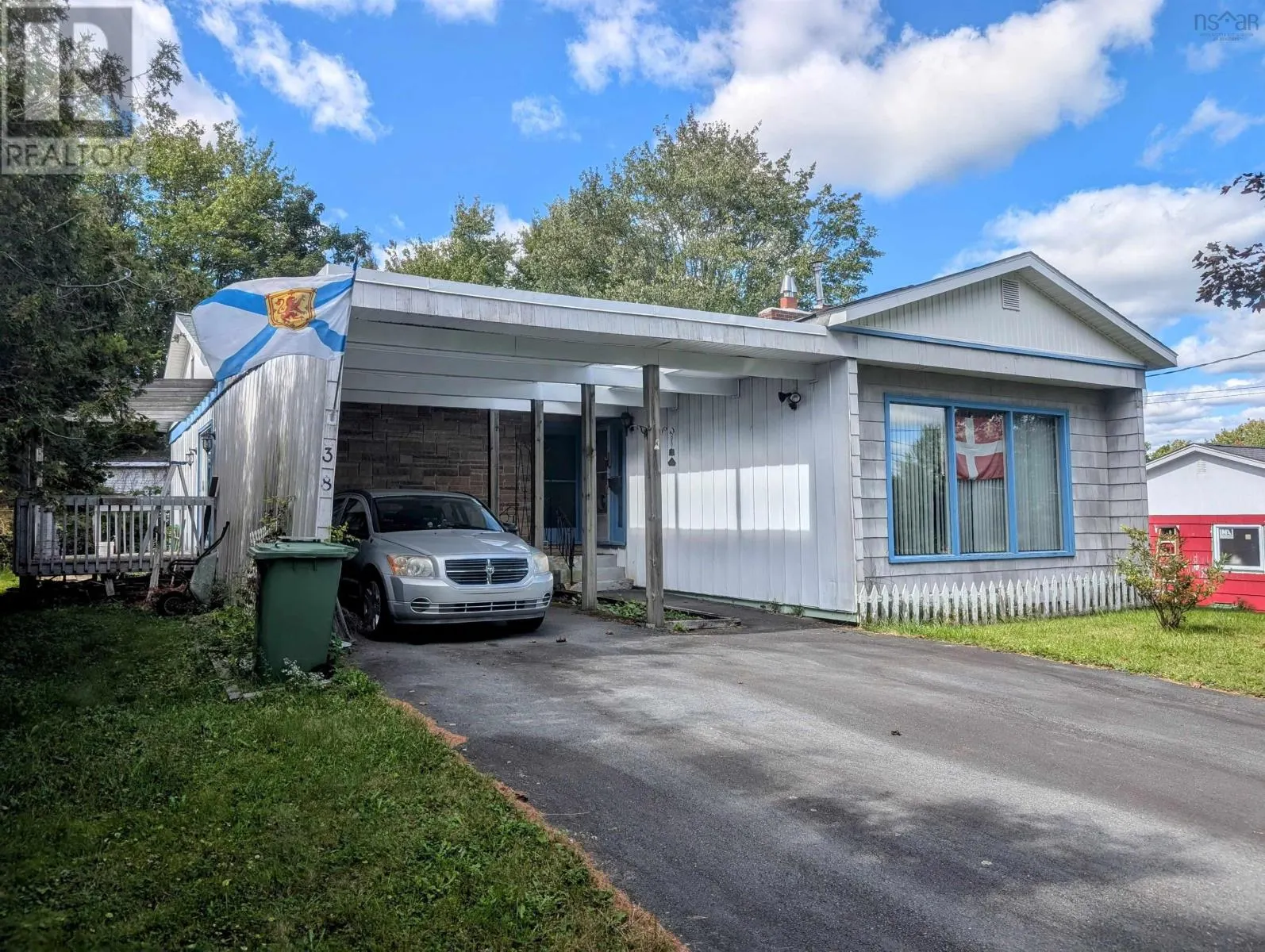 38 Dorothy Drive