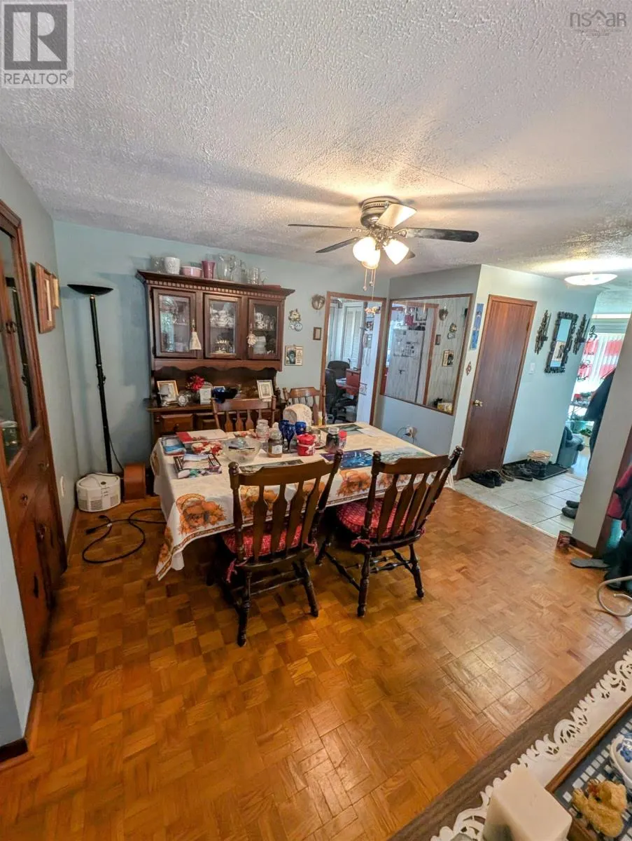 38 Dorothy Drive