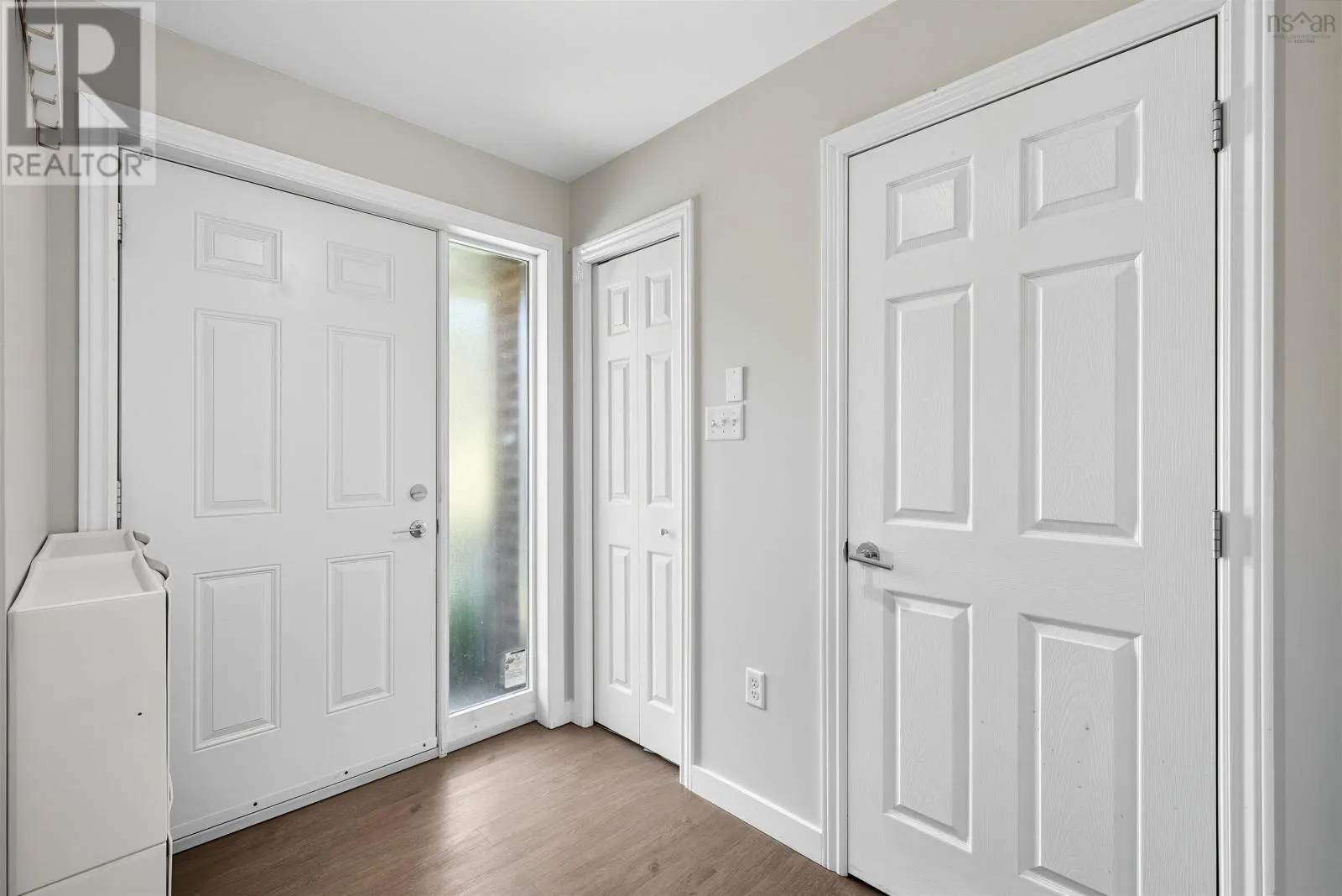6 Forestside Crescent