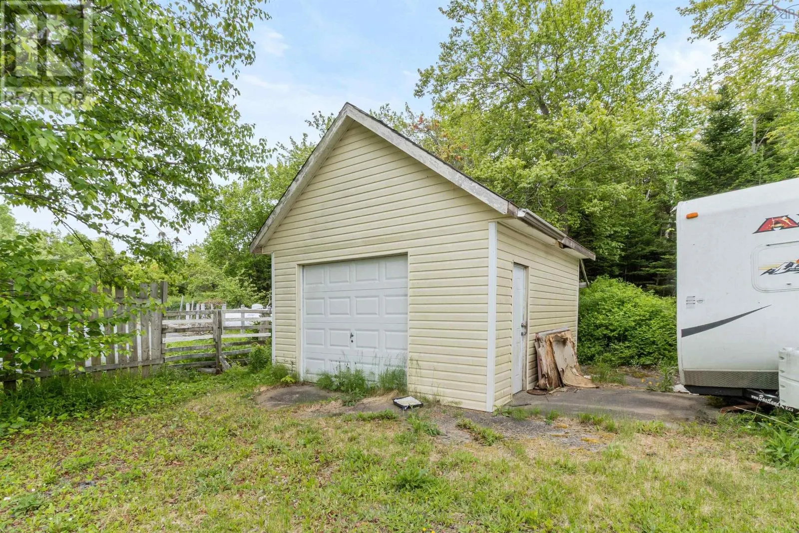 1596 St. Margaret's Bay Road