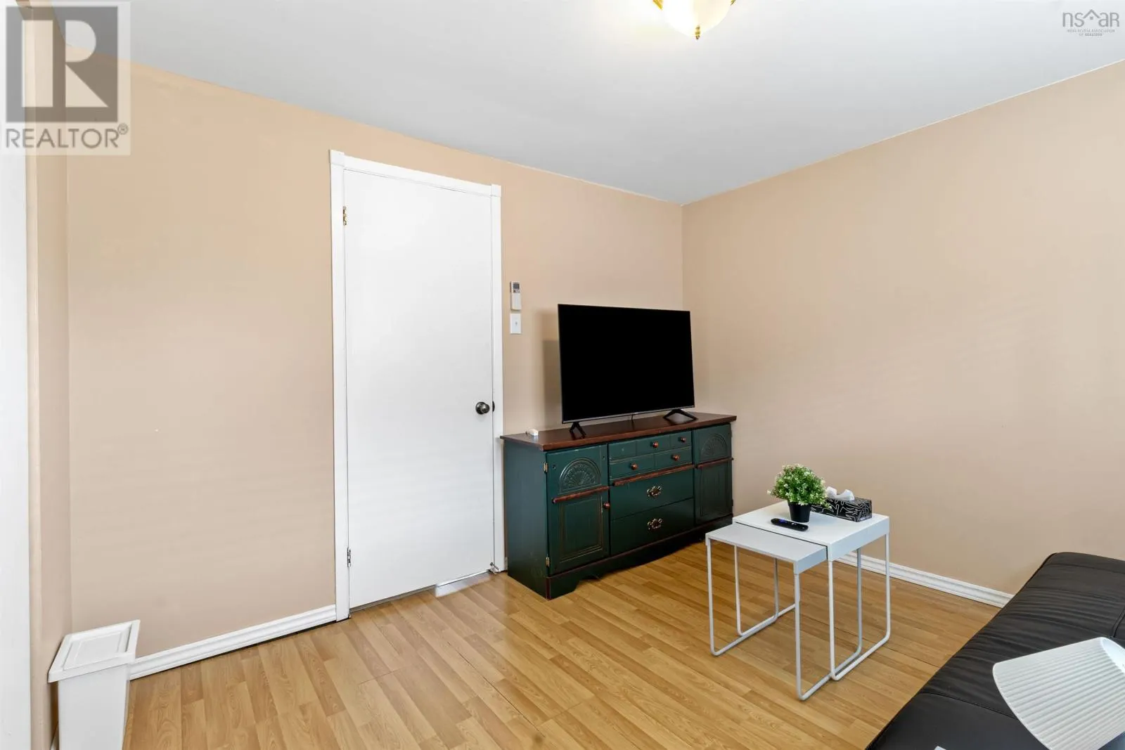 1596 St. Margaret's Bay Road