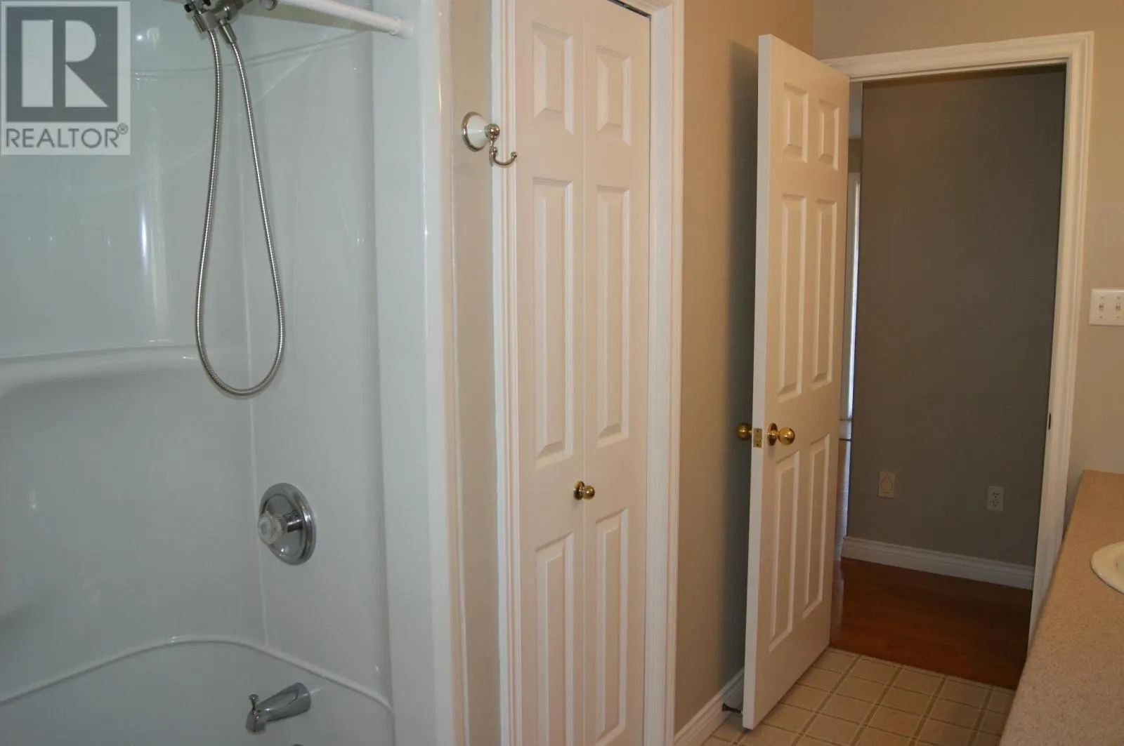 156 Crozier Drive
