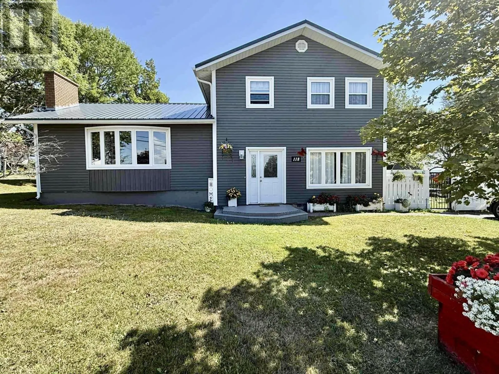 118 MacSween Street