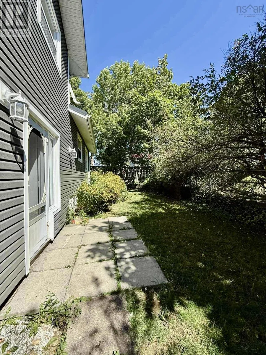 118 MacSween Street