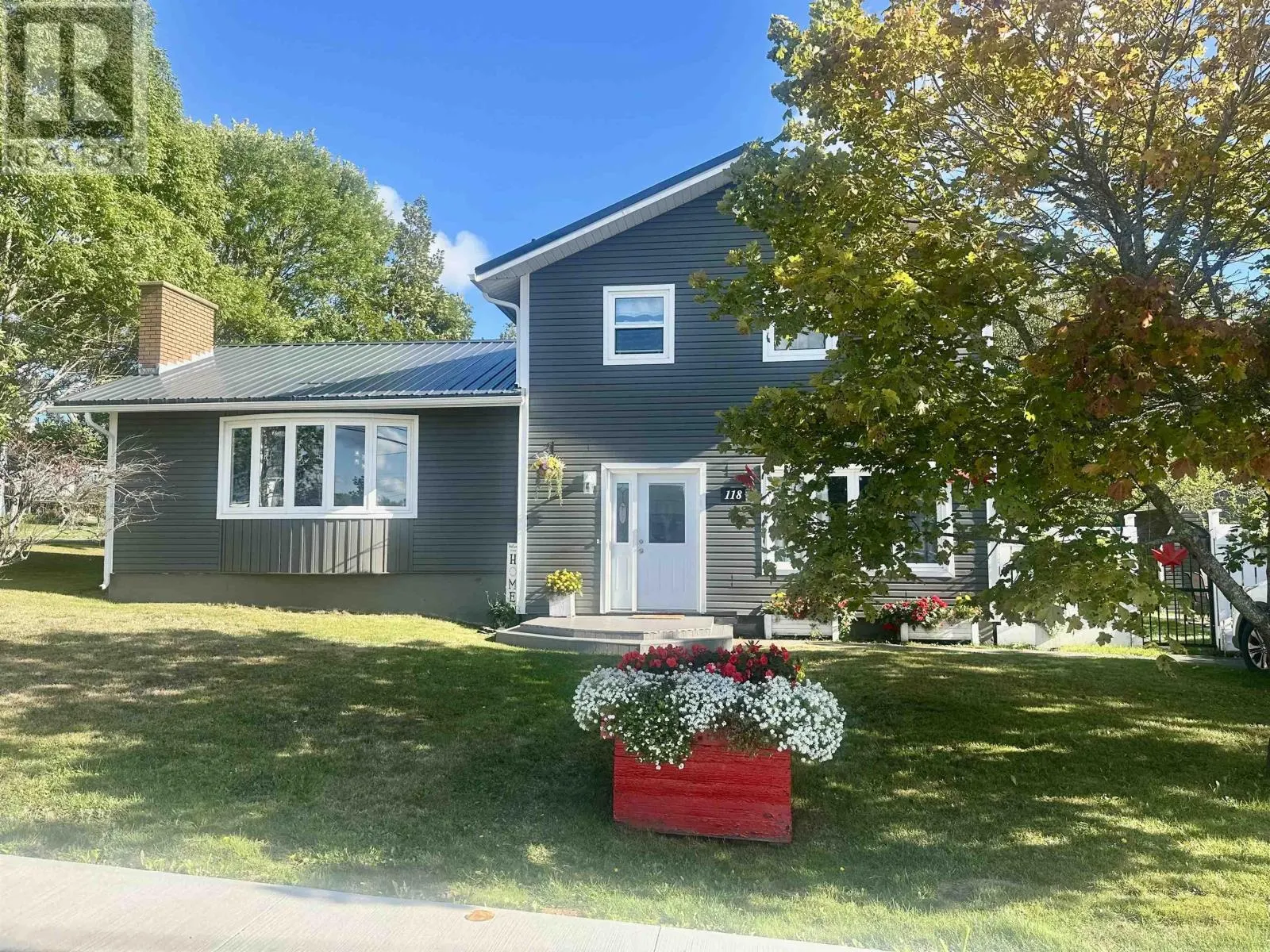 118 MacSween Street