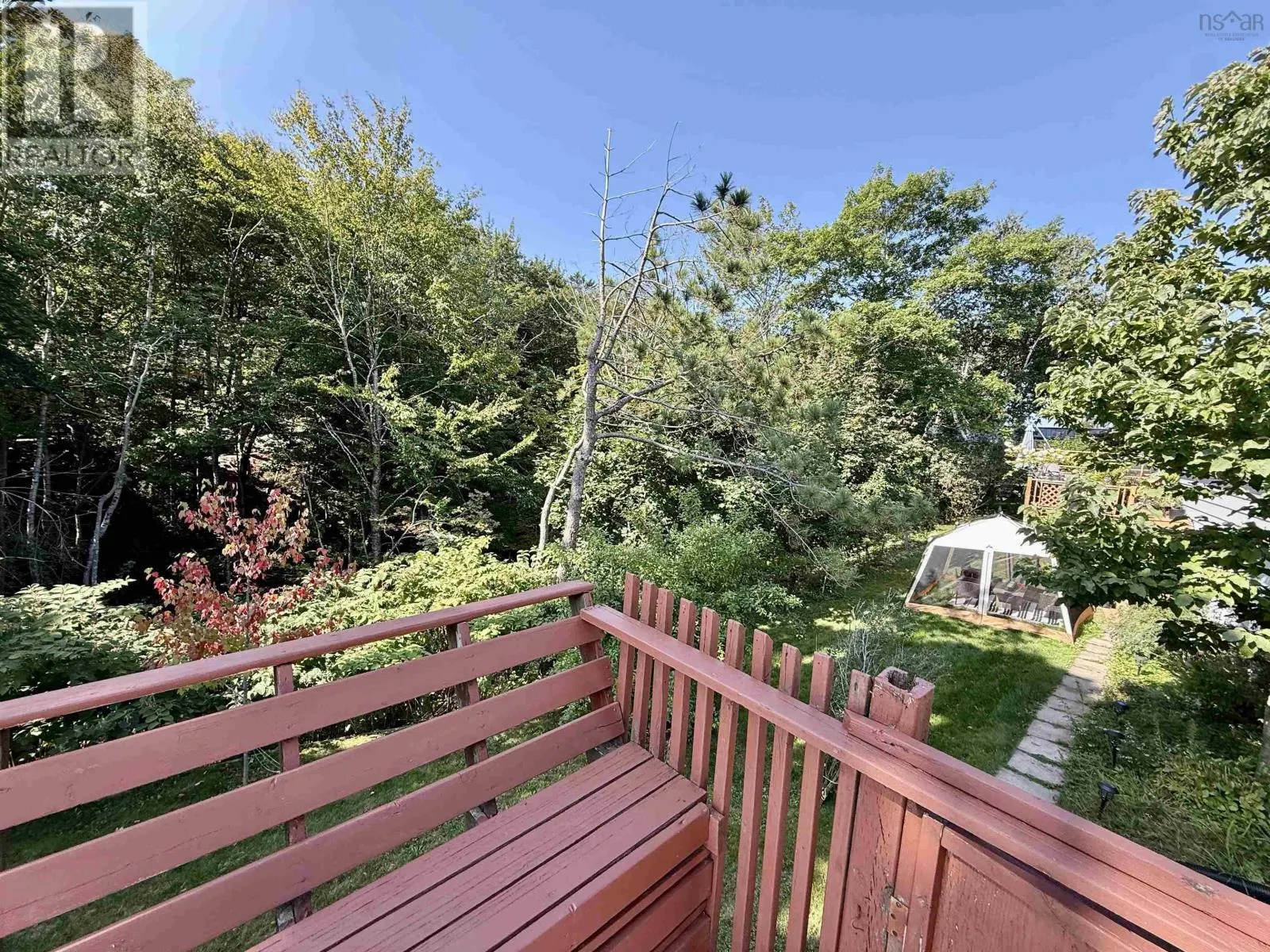 2 Laurentian Drive