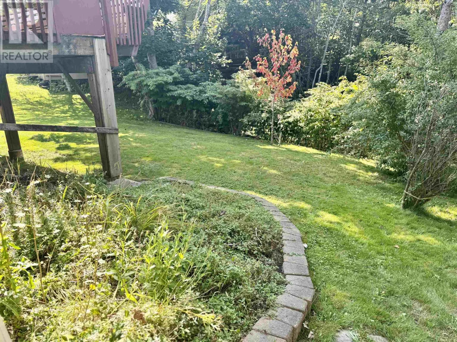 2 Laurentian Drive