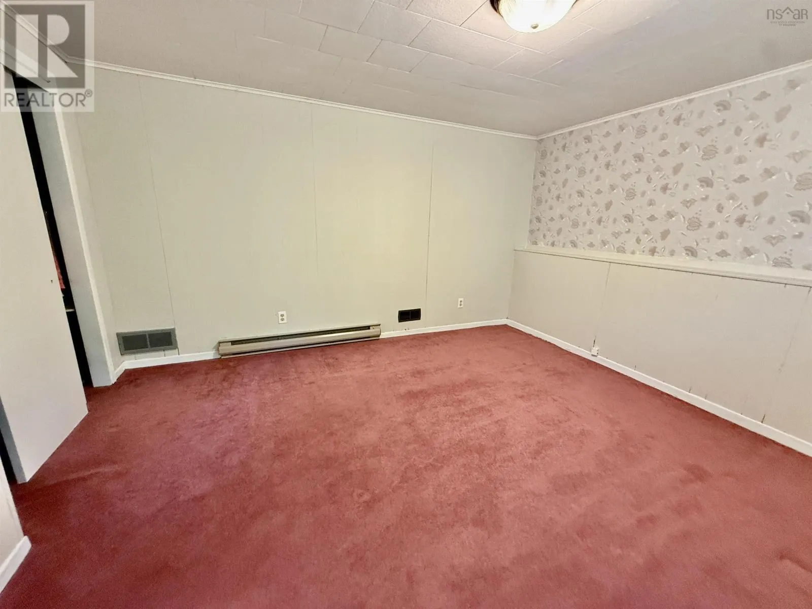 2 Laurentian Drive