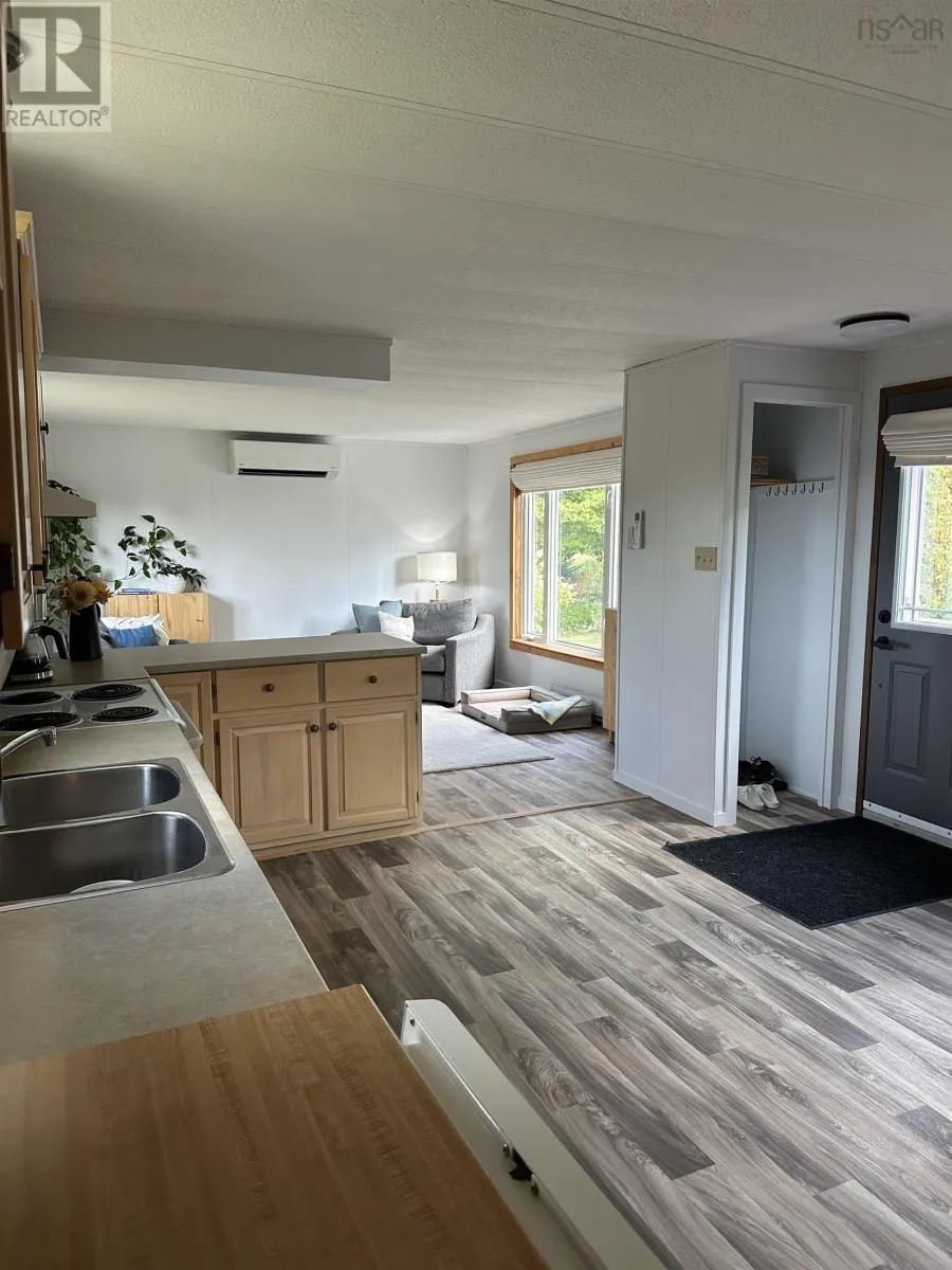 1341 Laggan Road