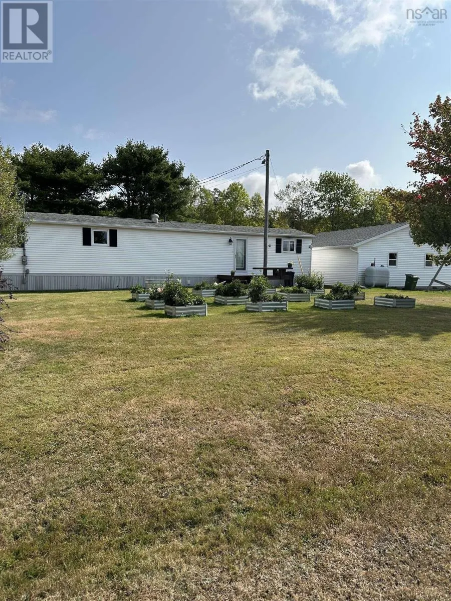 1341 Laggan Road