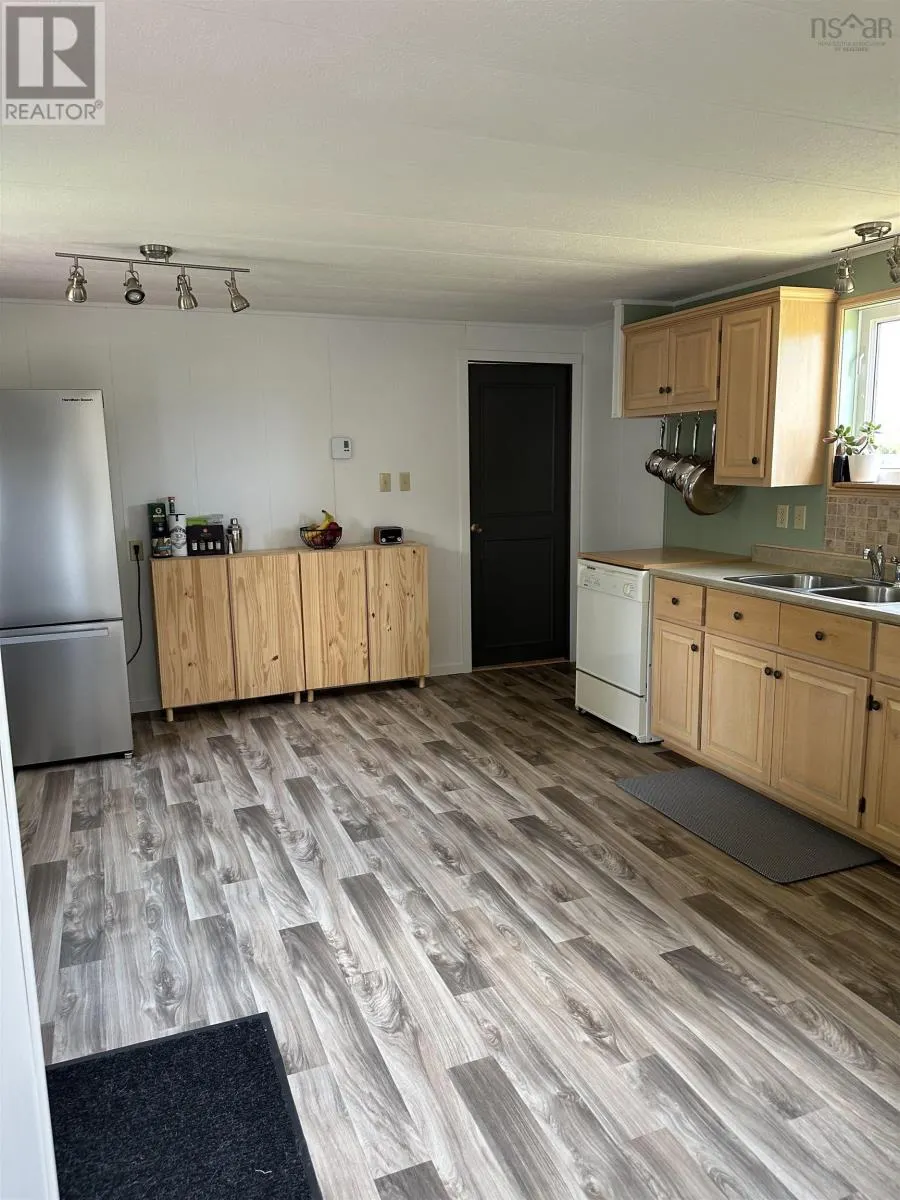 1341 Laggan Road