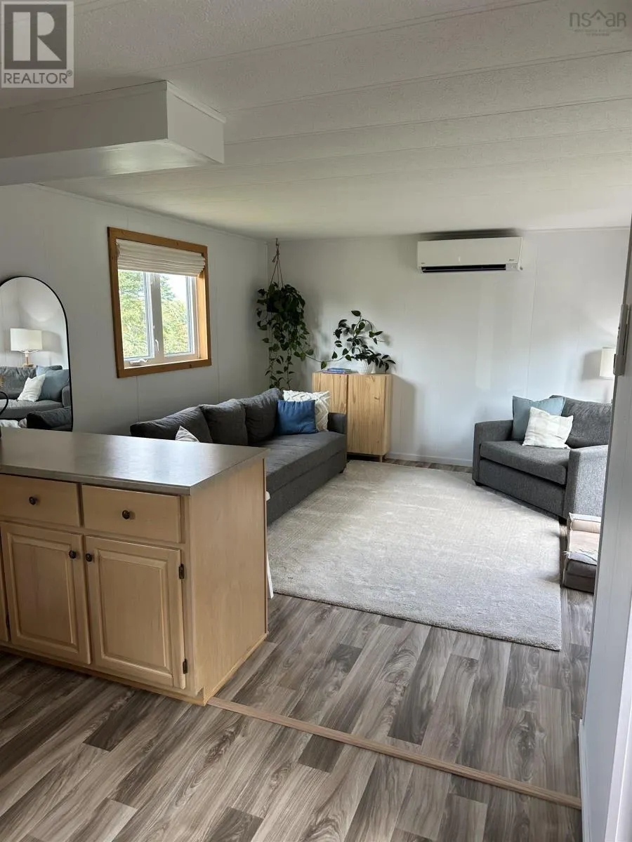 1341 Laggan Road