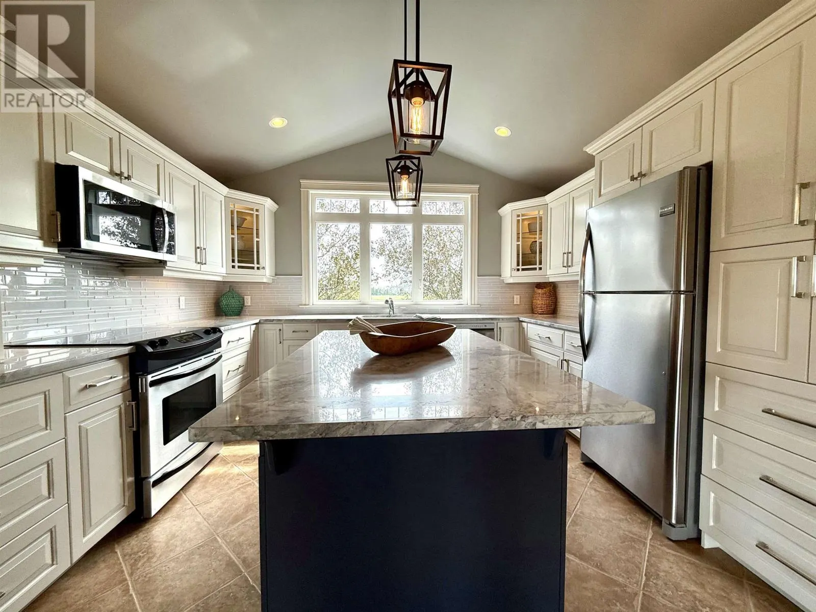 486 Locke Shore Road