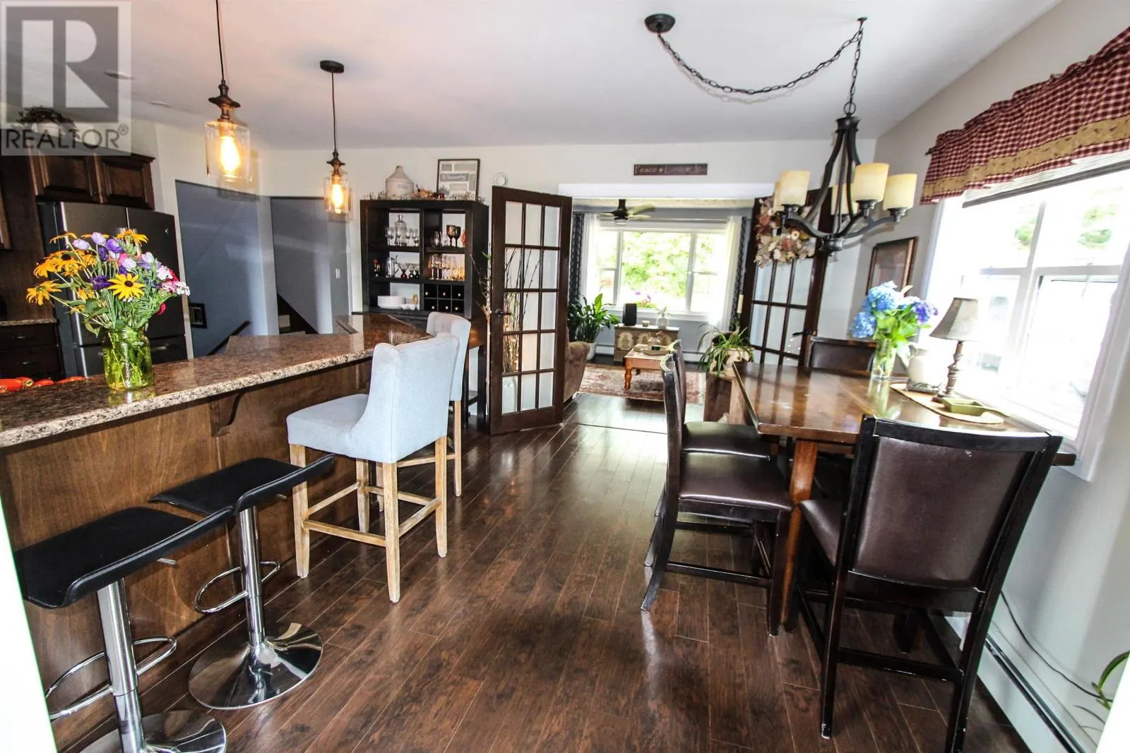 271 Fernwood Road