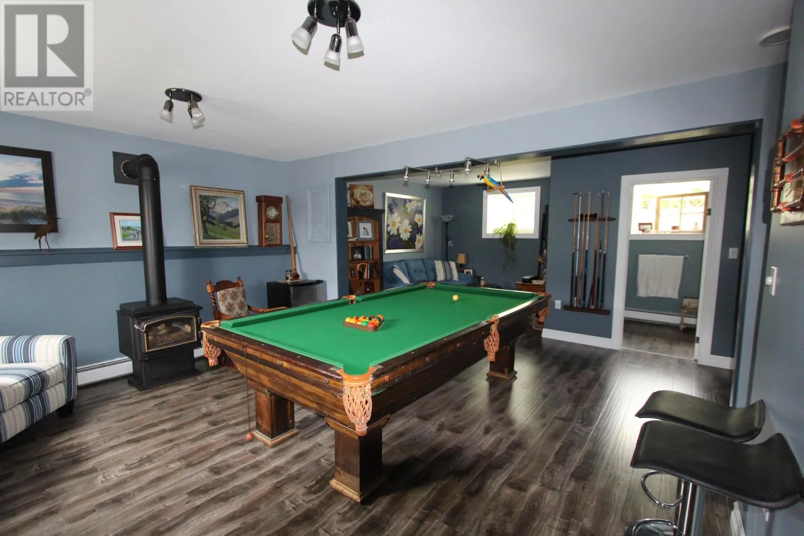271 Fernwood Road