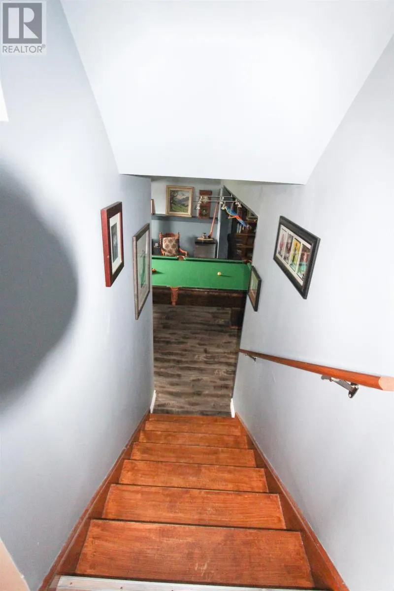271 Fernwood Road
