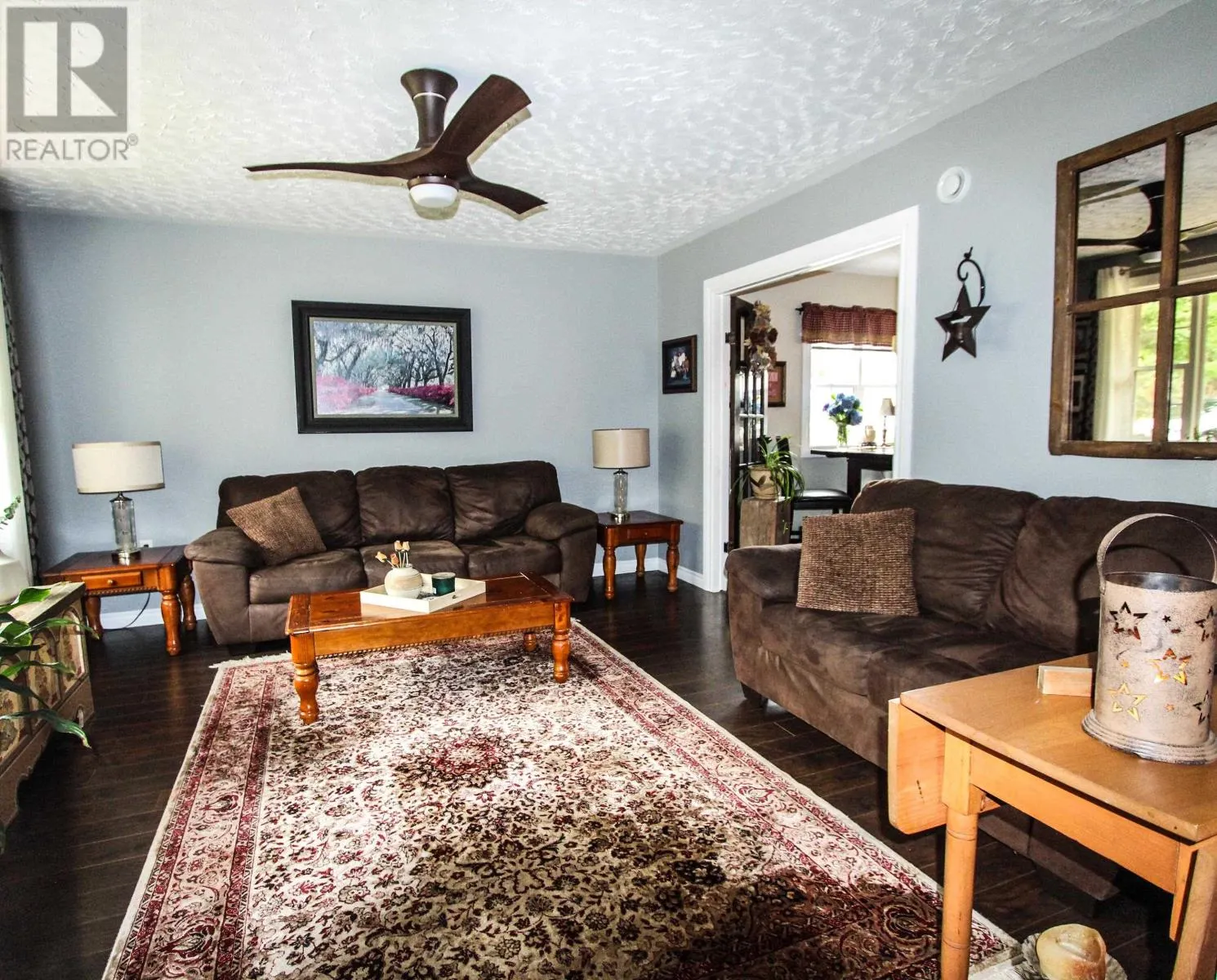 271 Fernwood Road