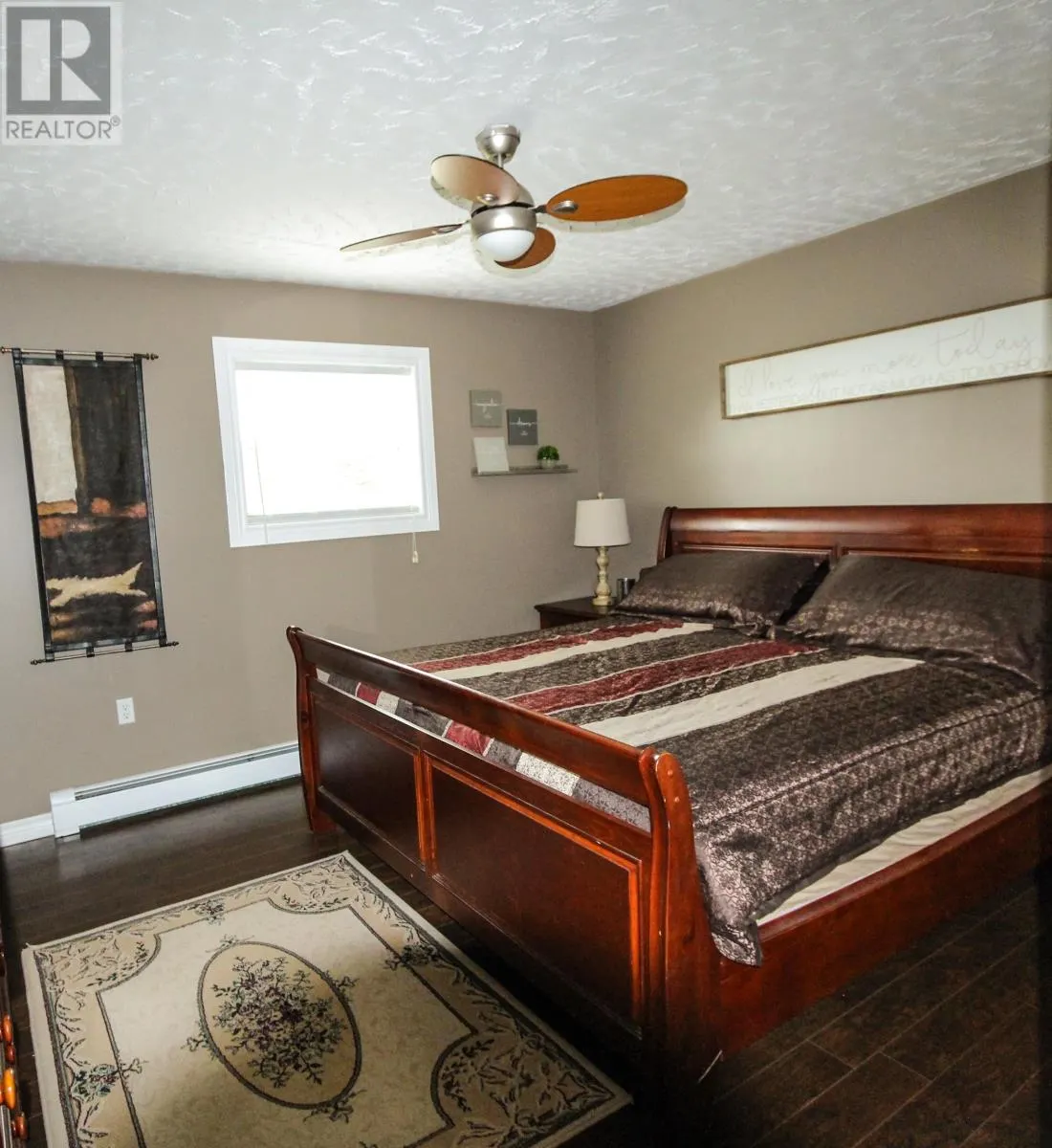 271 Fernwood Road