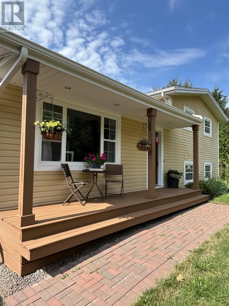 271 Fernwood Road