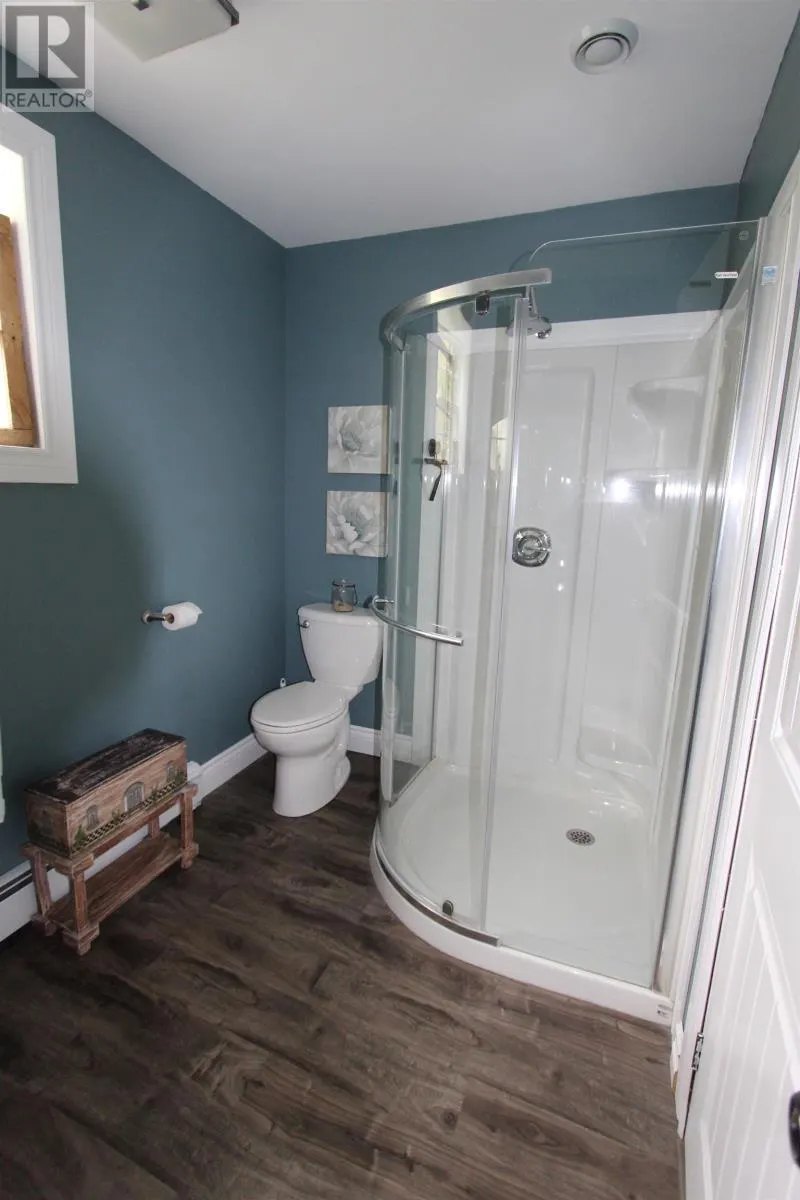 271 Fernwood Road