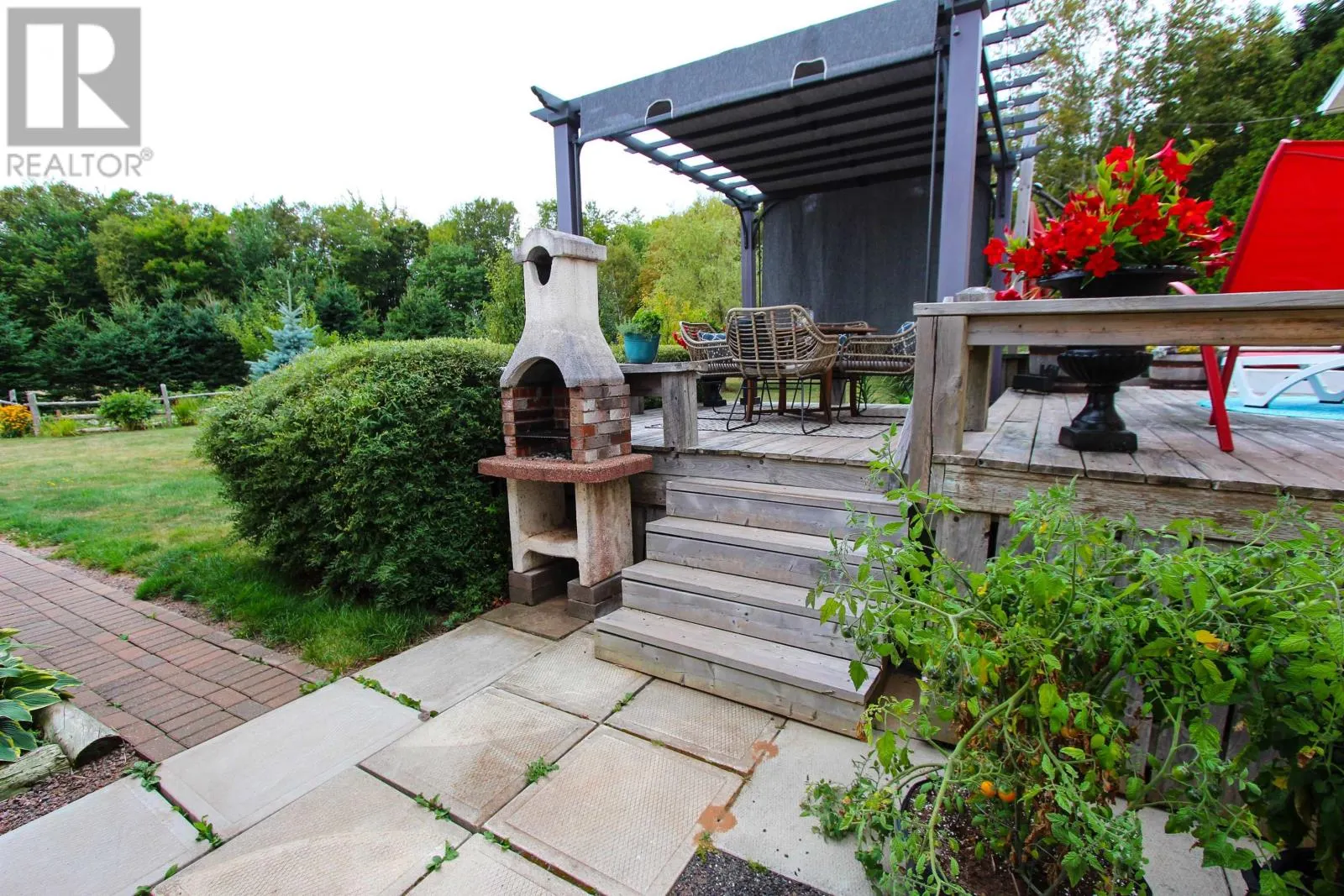 271 Fernwood Road