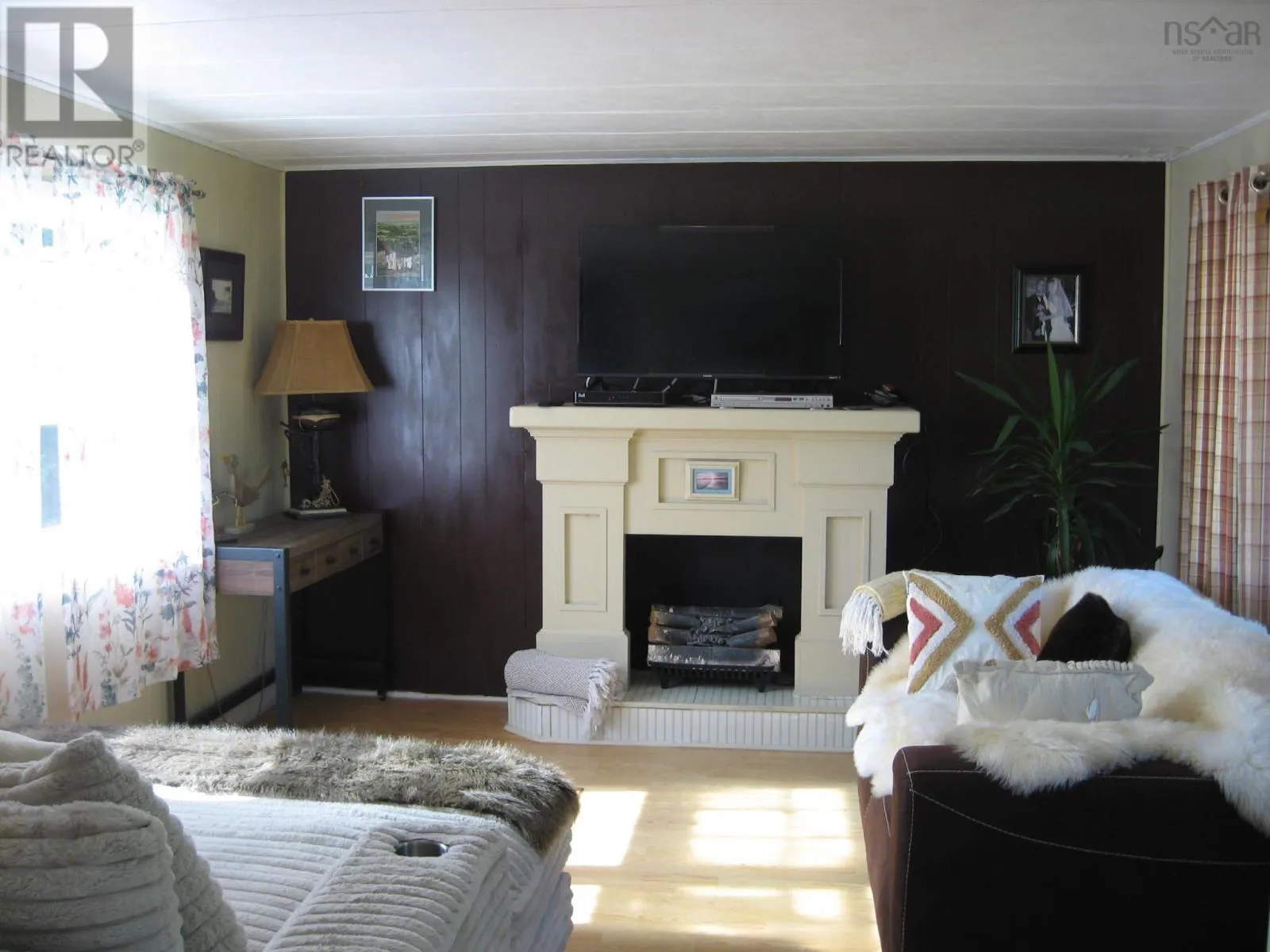 22 M Smith Road