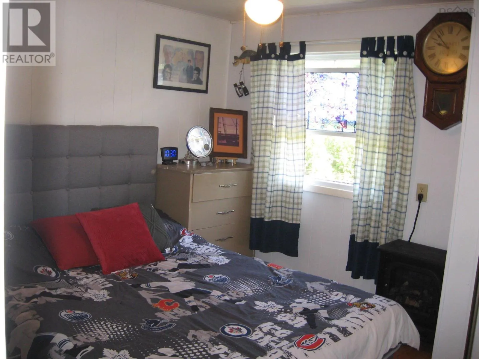 22 M Smith Road