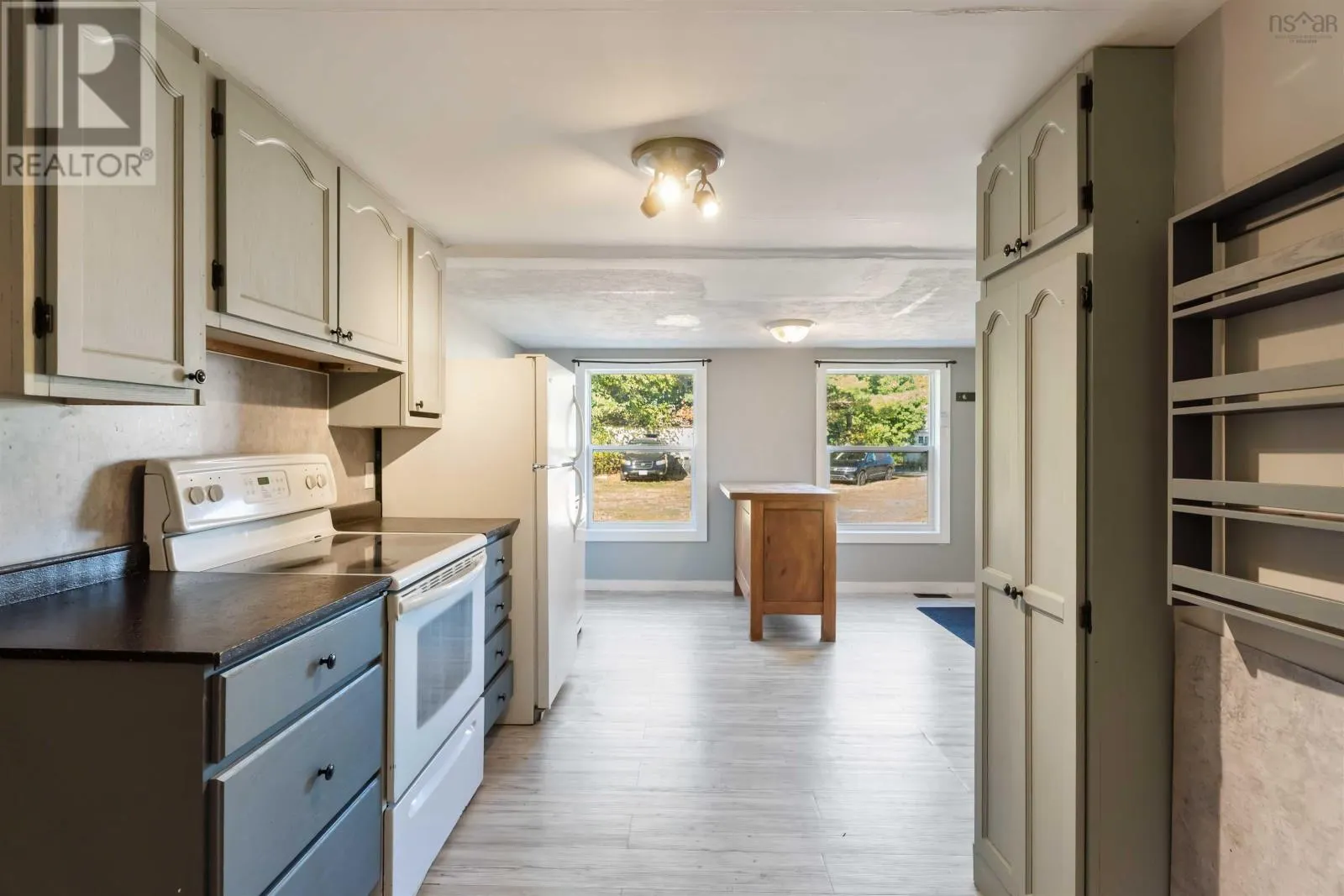 736 Cambridge Road