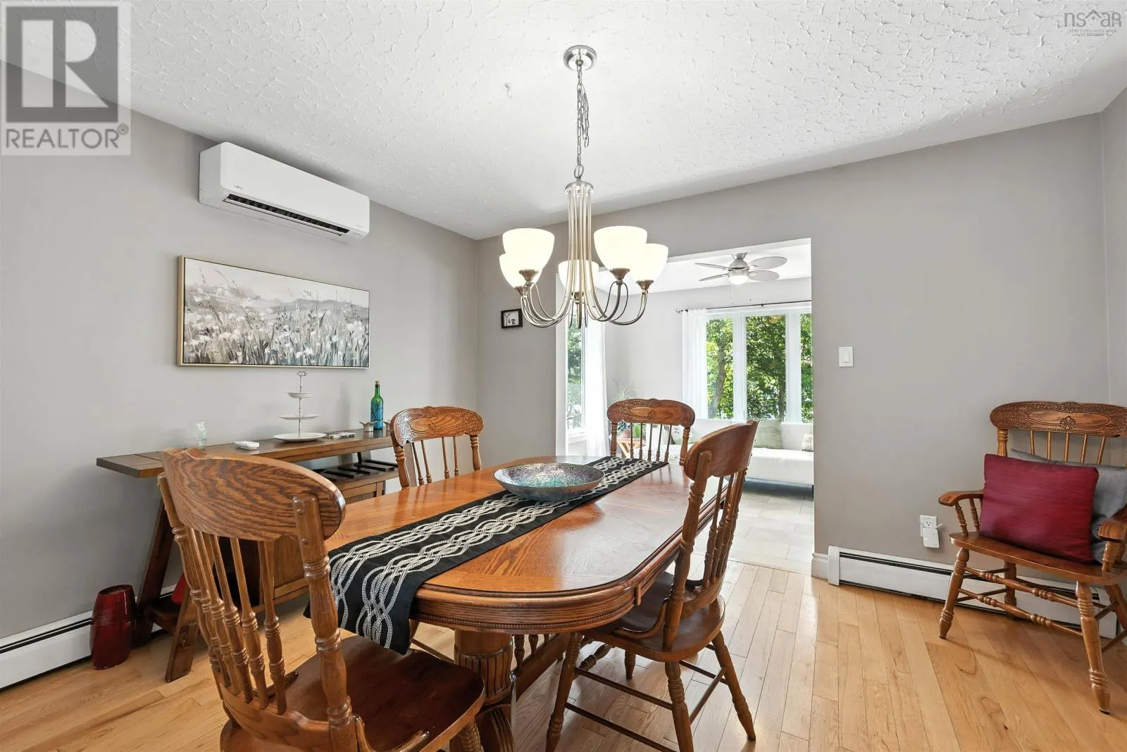 22 Lochburn Lane