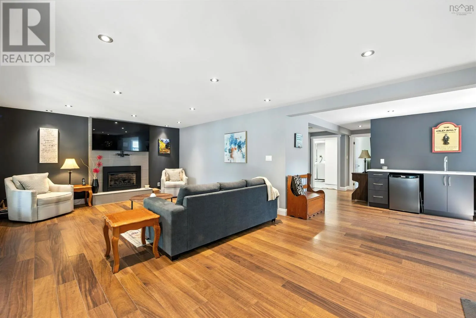 22 Lochburn Lane