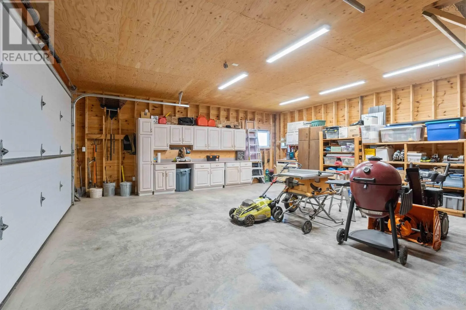 3135 Greenfield Road