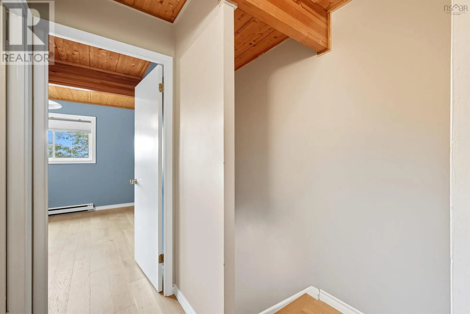 128 Bromley Road