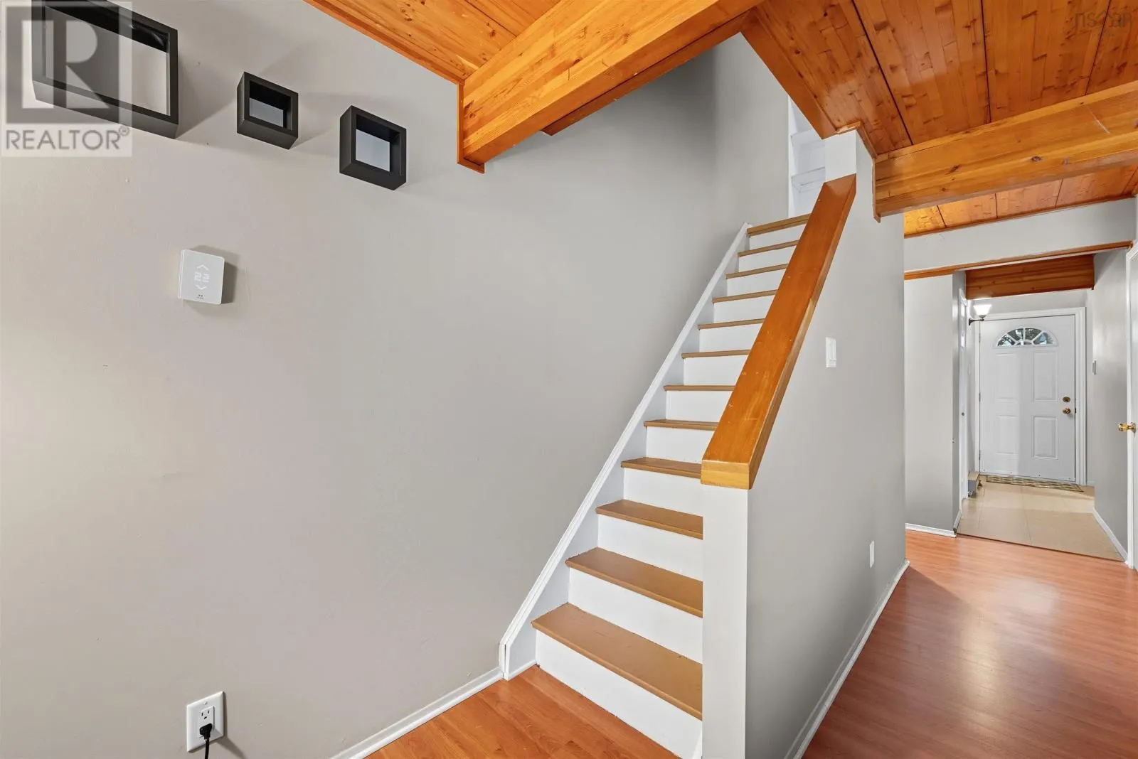 128 Bromley Road