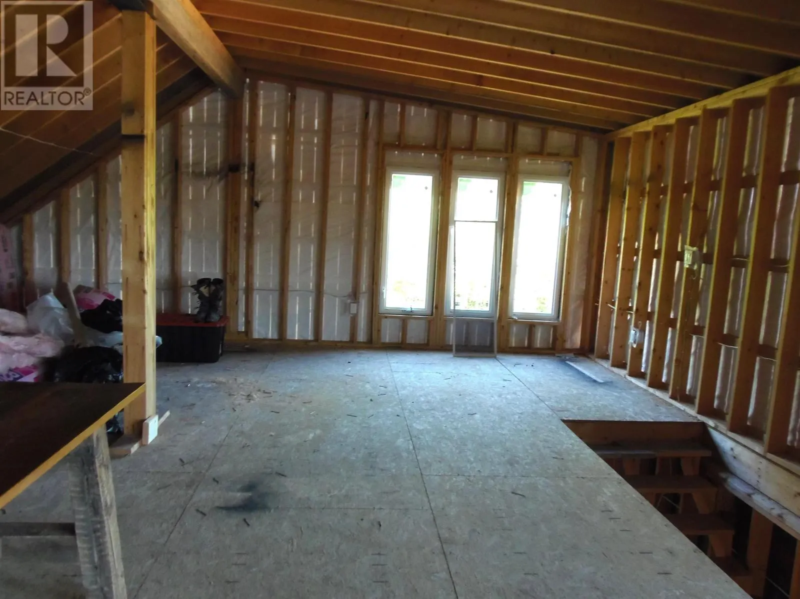 381 West Porters Lake Road