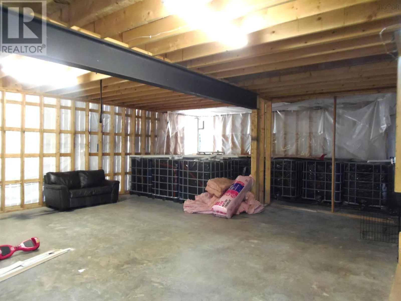 381 West Porters Lake Road