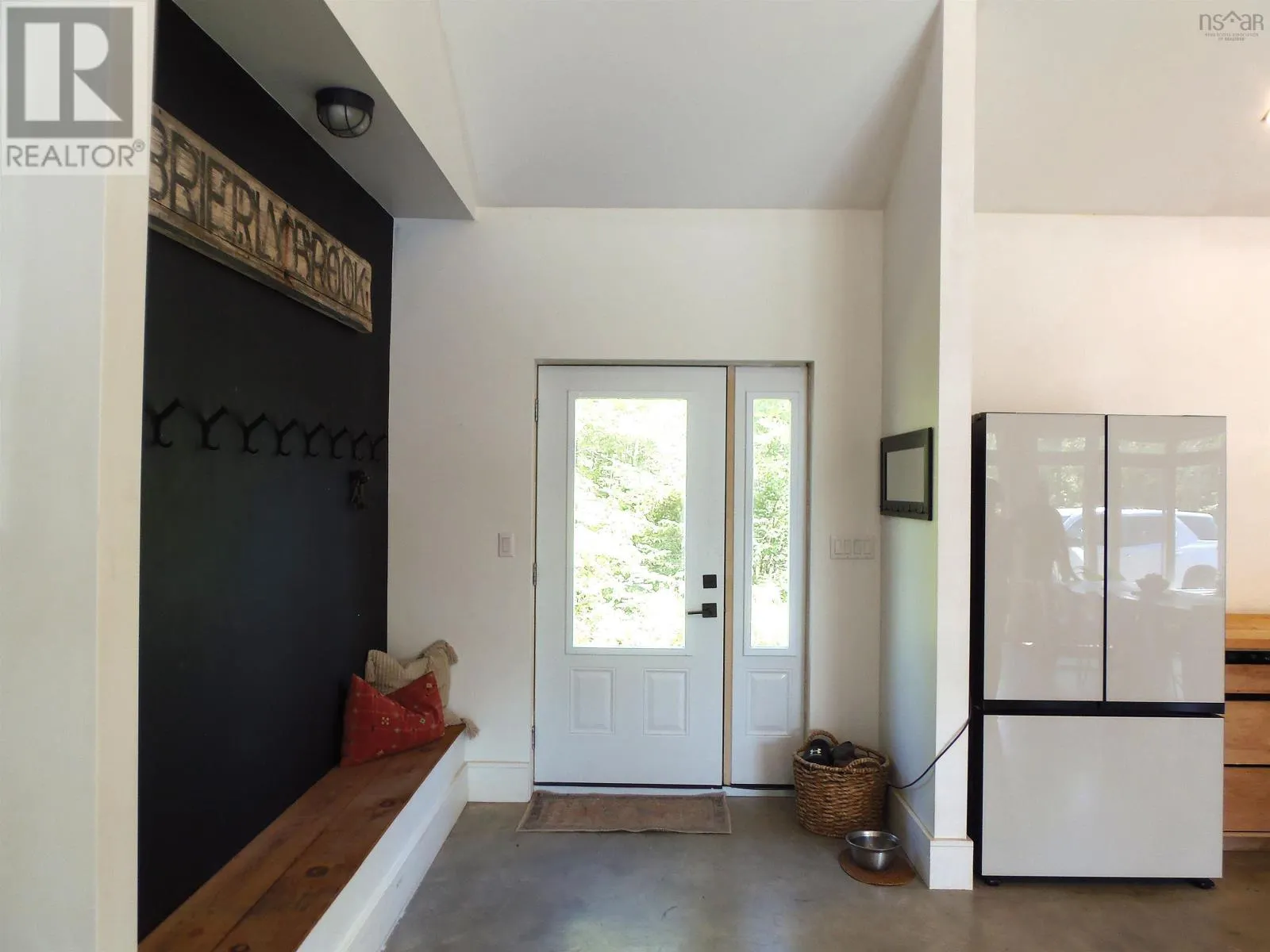 381 West Porters Lake Road