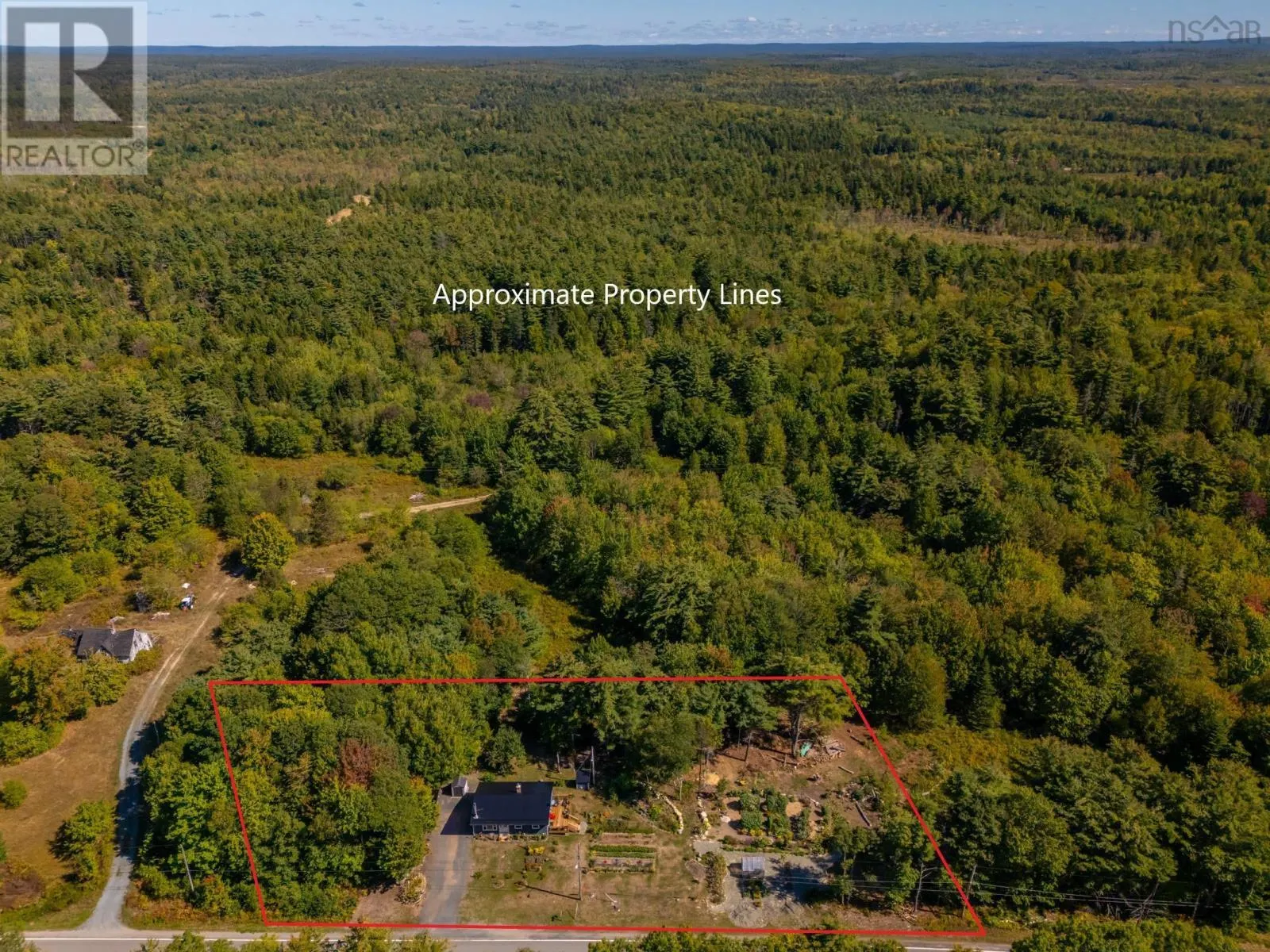 1136 Highway 8