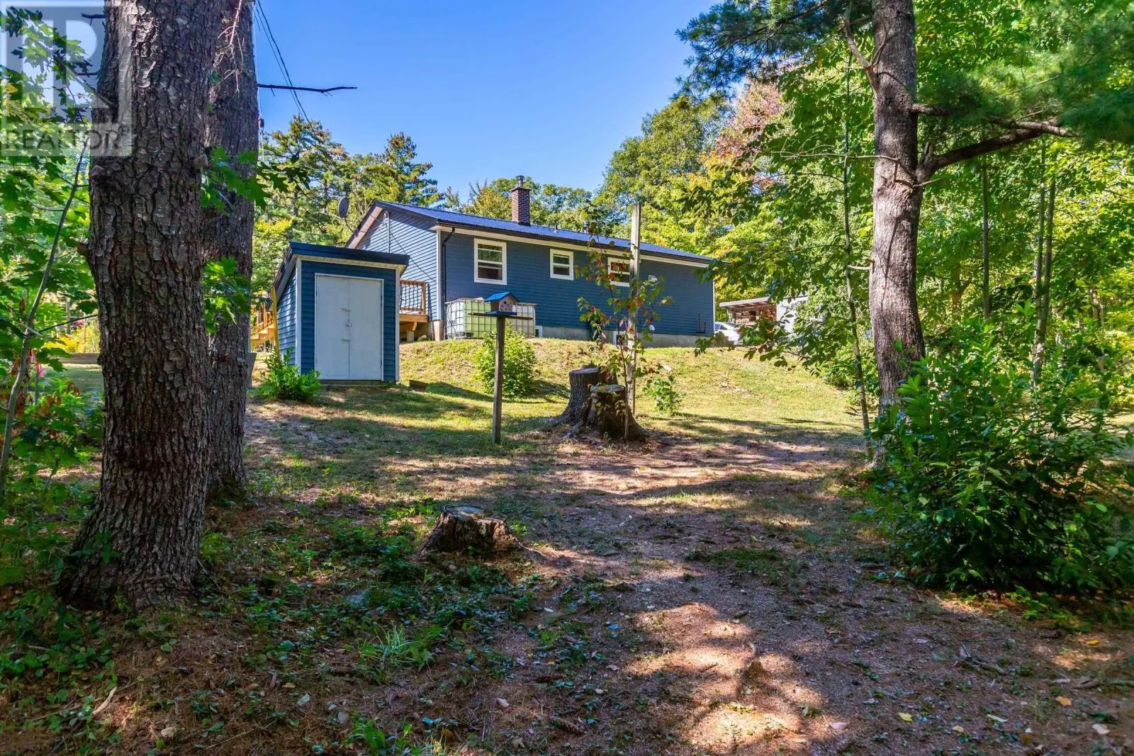 1136 Highway 8