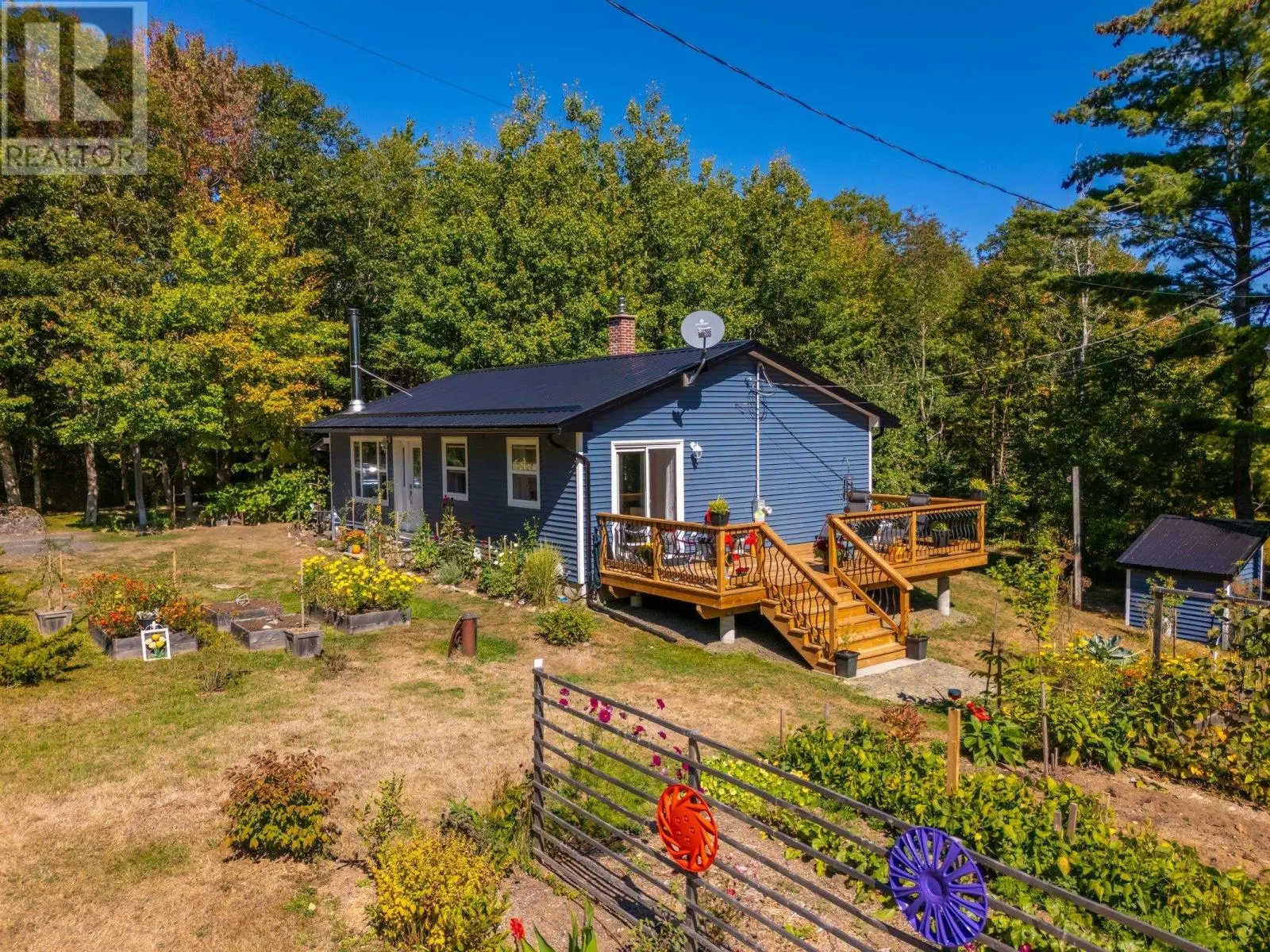 1136 Highway 8