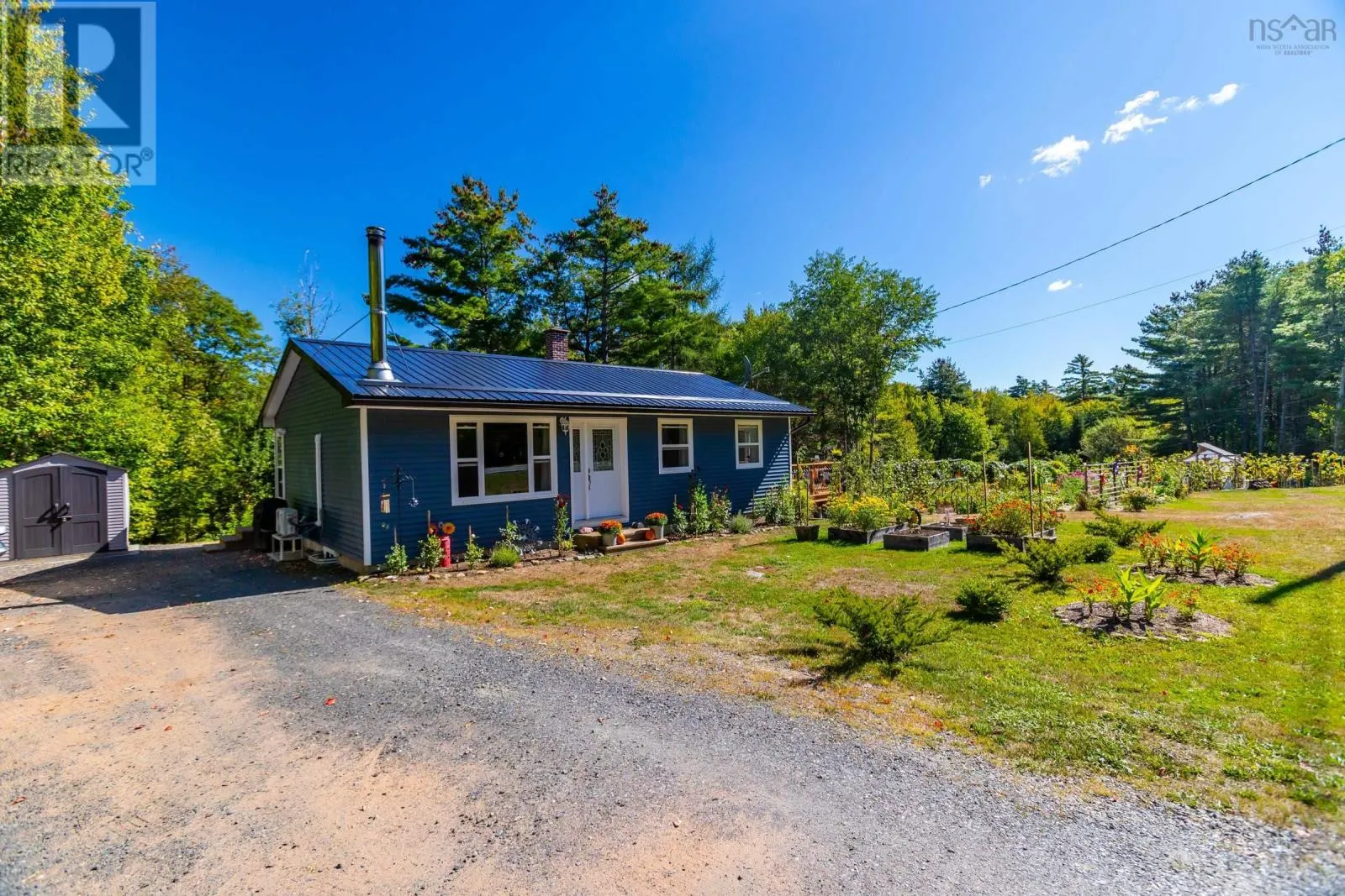 1136 Highway 8