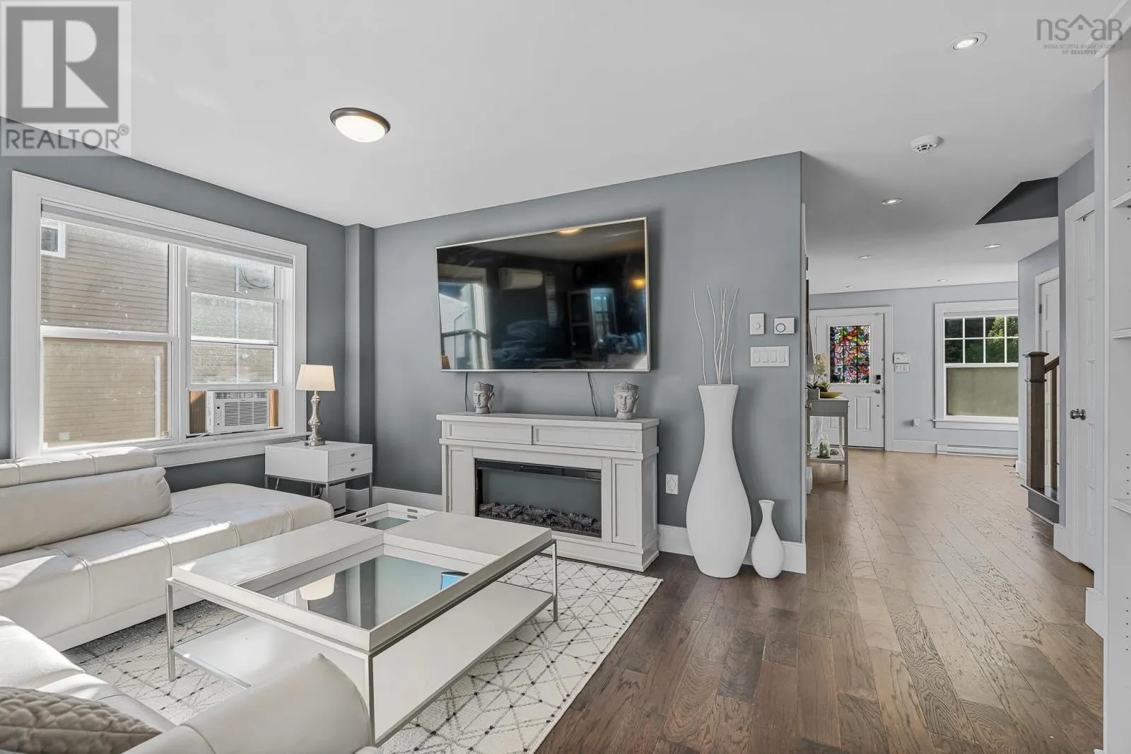61 Executive Drive